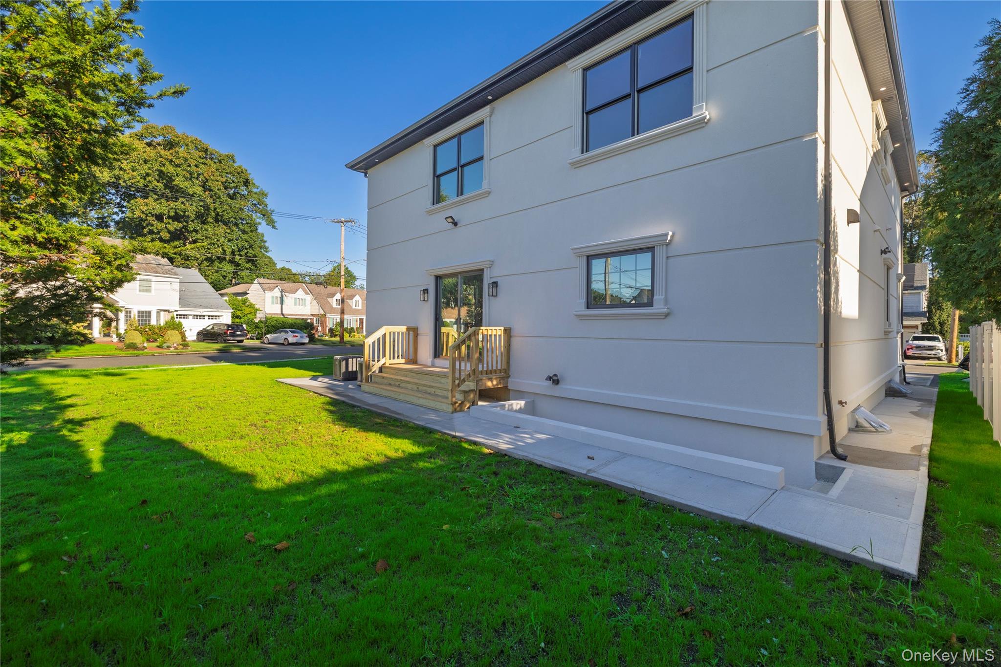 76 Gerard Avenue Property Photo 29