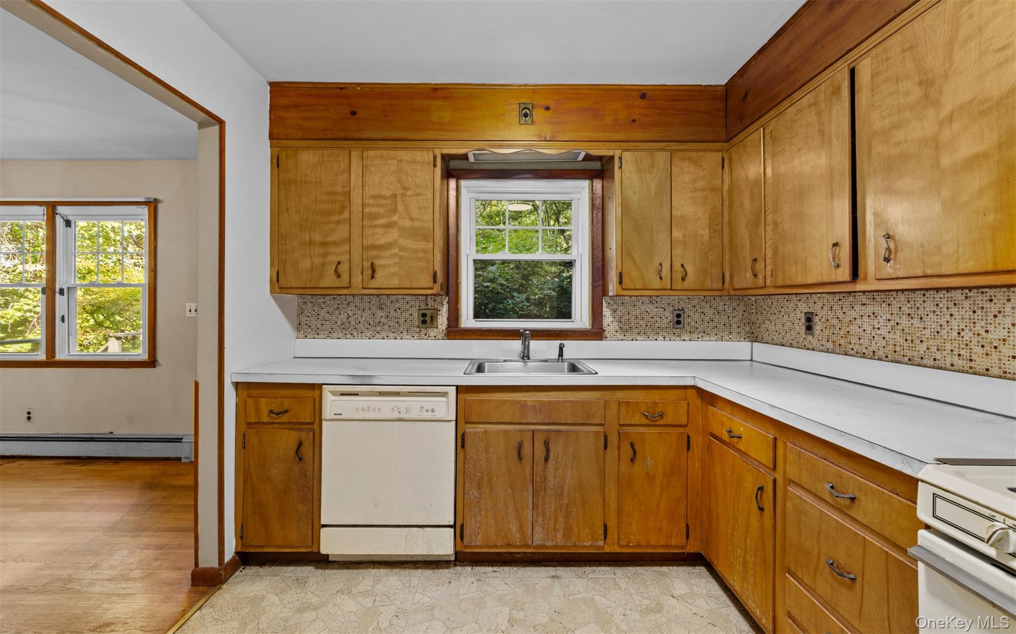 11 Woodycrest Drive Property Photo 6