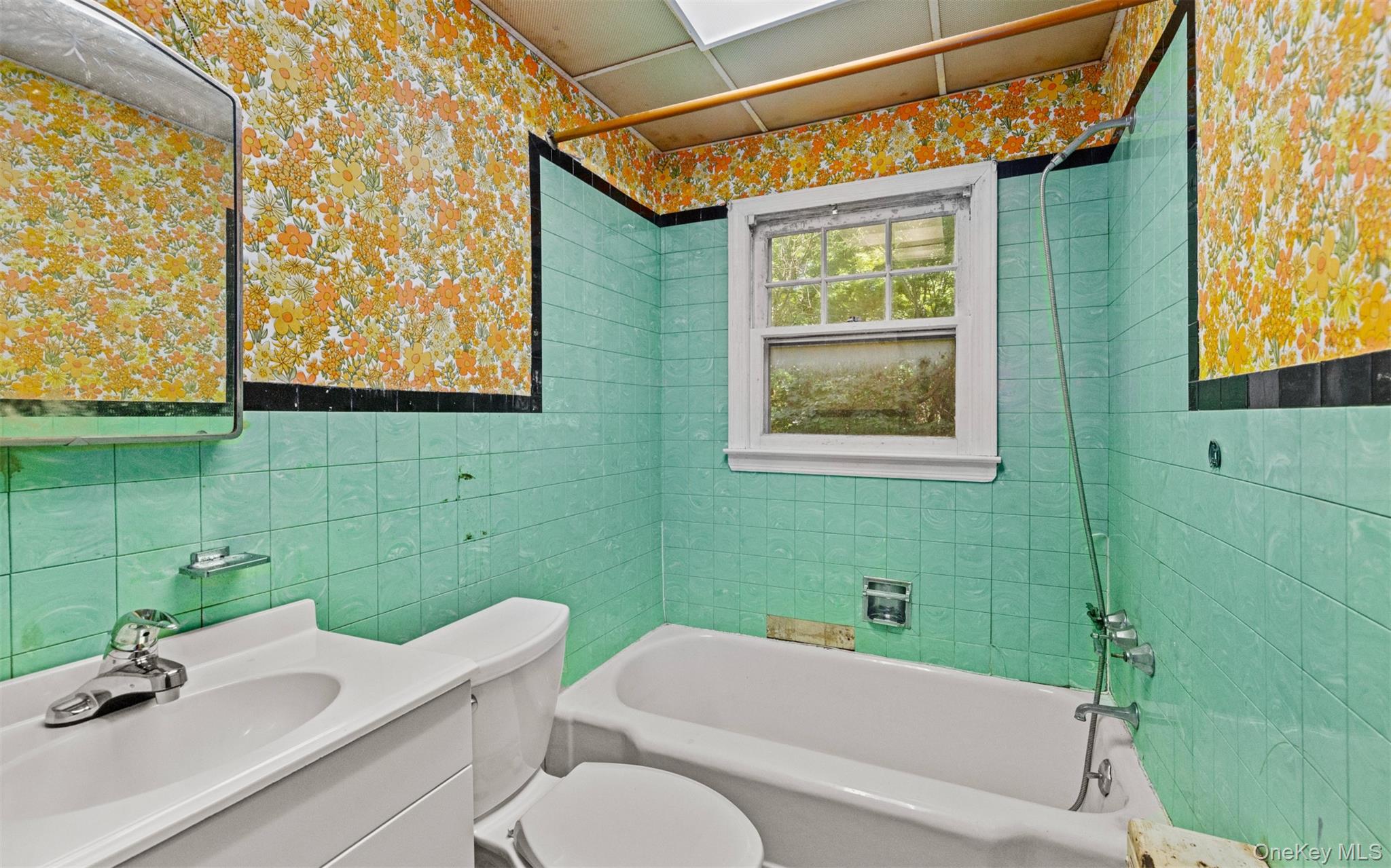 11 Woodycrest Drive Property Photo 8