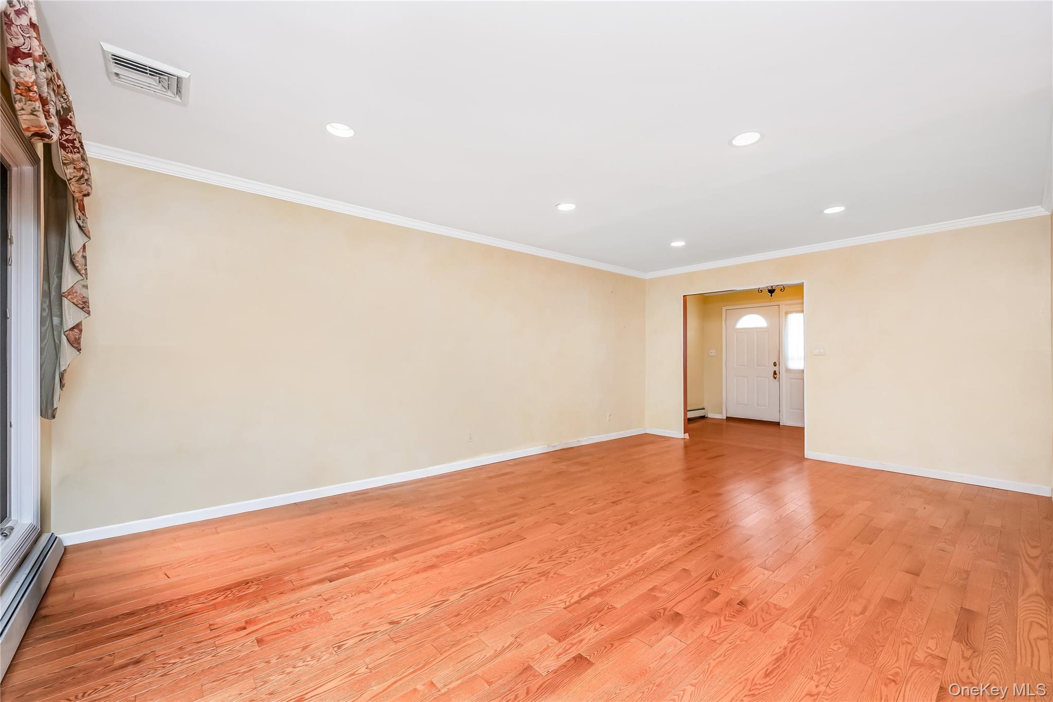 52 Voorhis Drive Property Photo 8