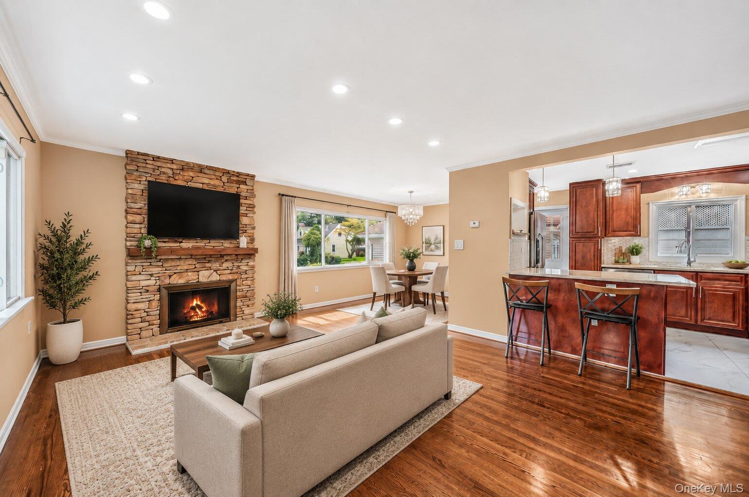 5 Willets Drive Property Photo 3