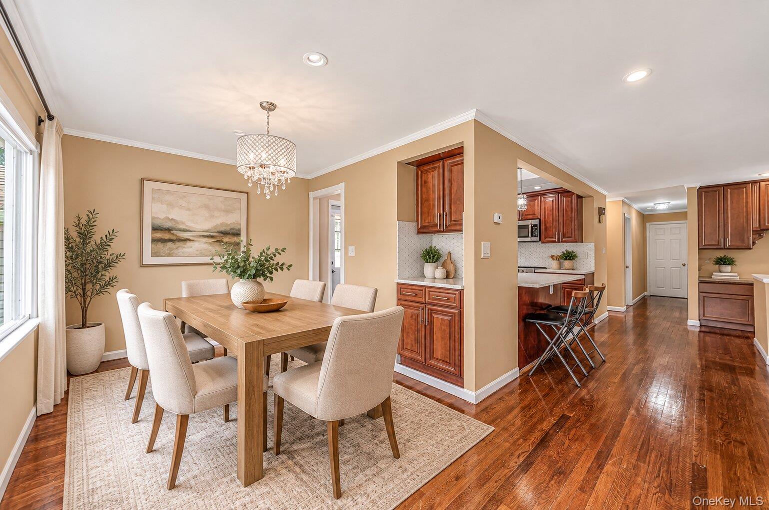 5 Willets Drive Property Photo 6