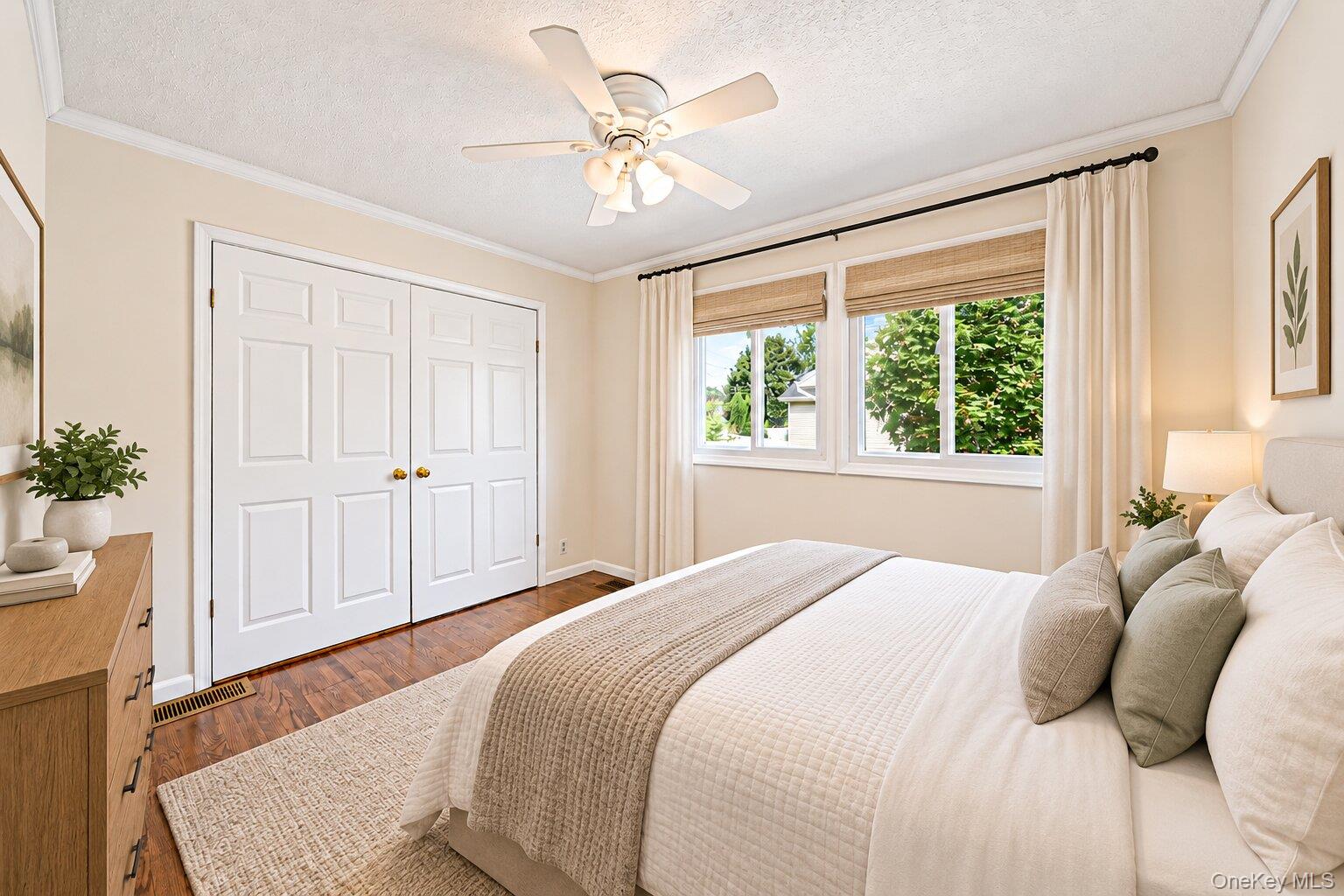 5 Willets Drive Property Photo 18