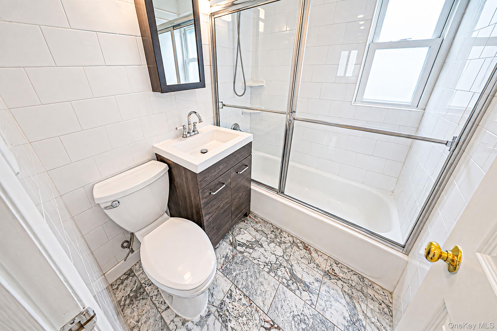 5 Willets Drive Property Photo 22
