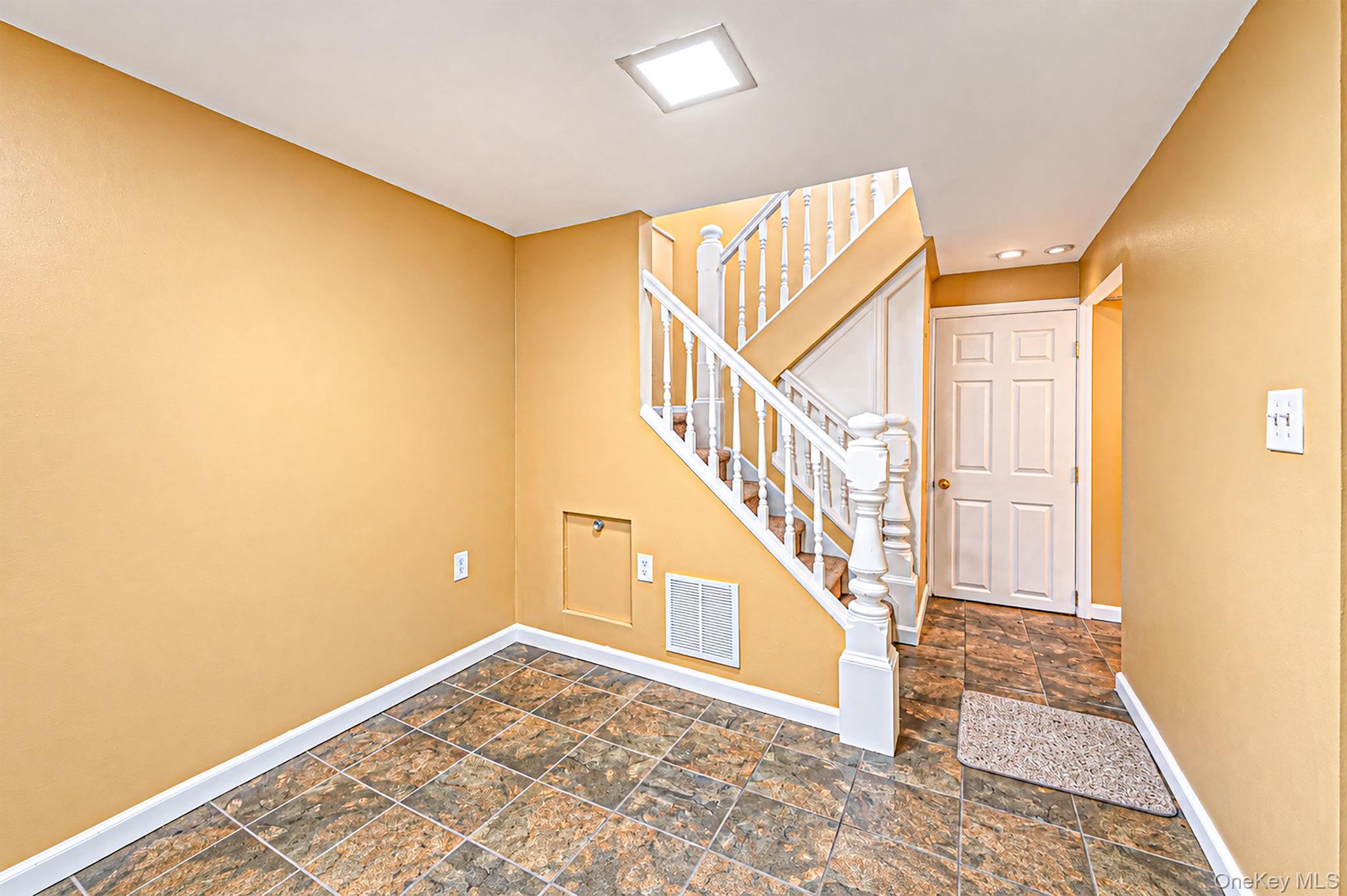 5 Willets Drive Property Photo 26