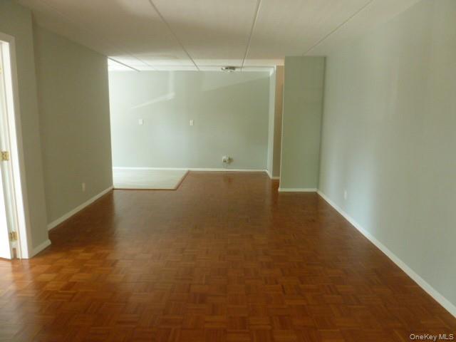 416 Benedict Avenue 1g Property Photo 4