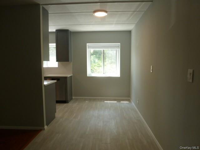 416 Benedict Avenue 1g Property Photo 6