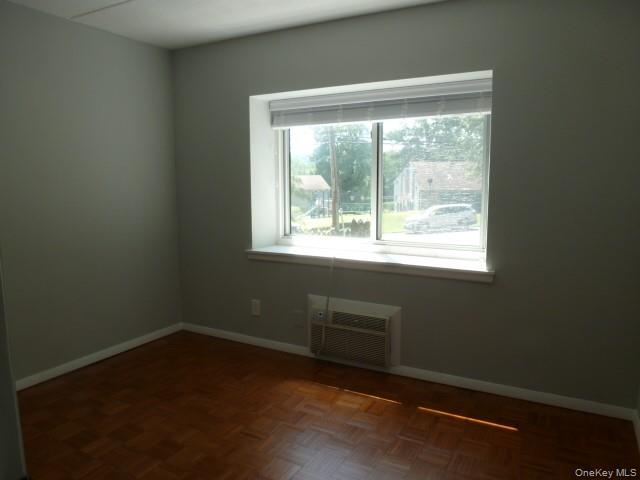 416 Benedict Avenue 1g Property Photo 7