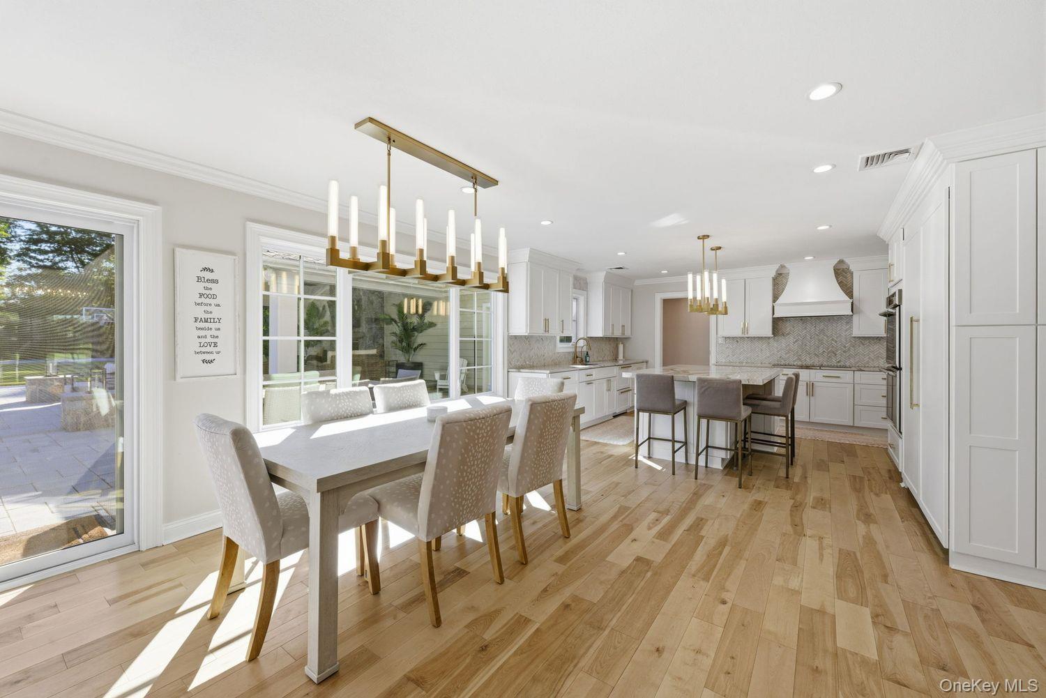 6 Castle Court Property Photo 17