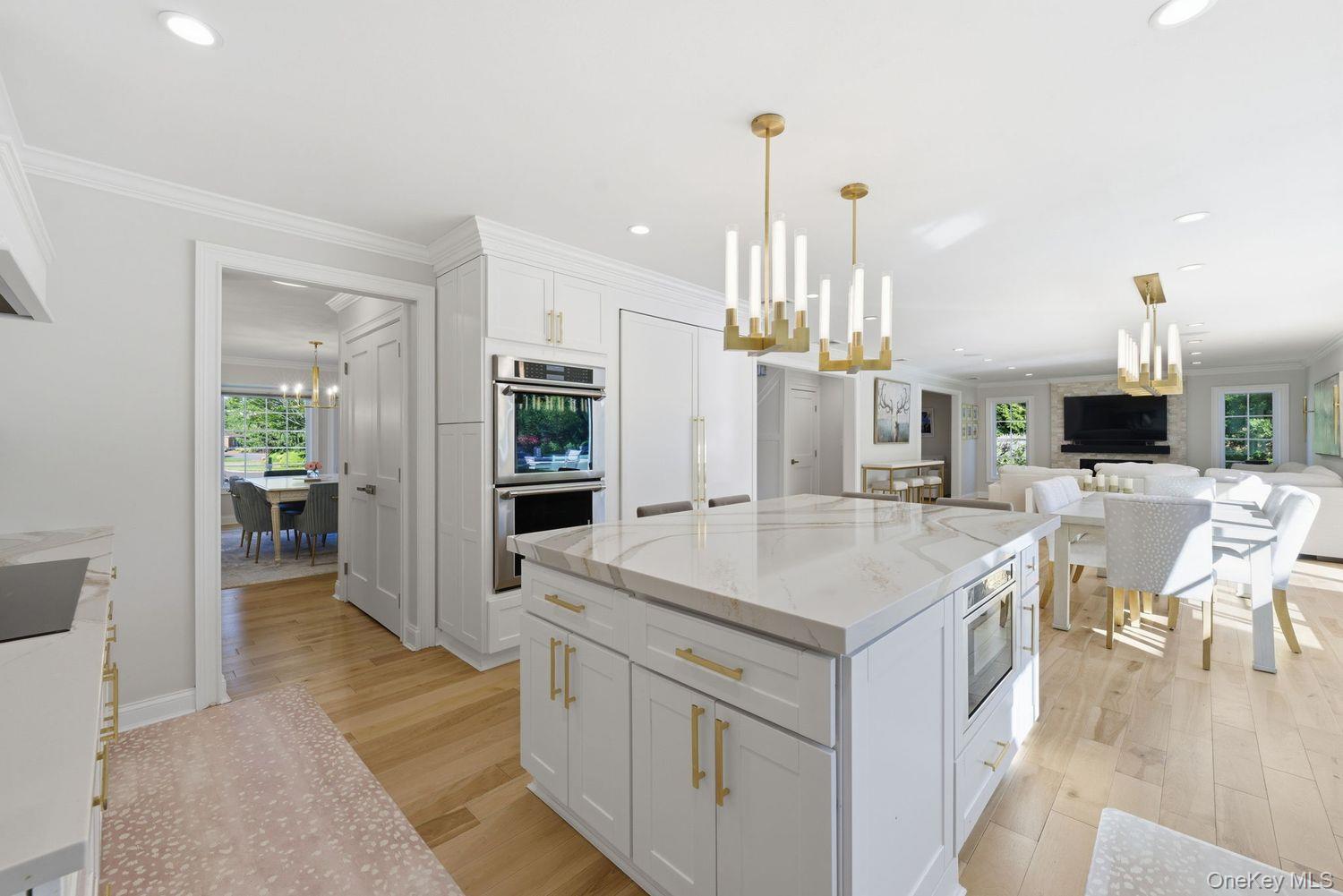 6 Castle Court Property Photo 19