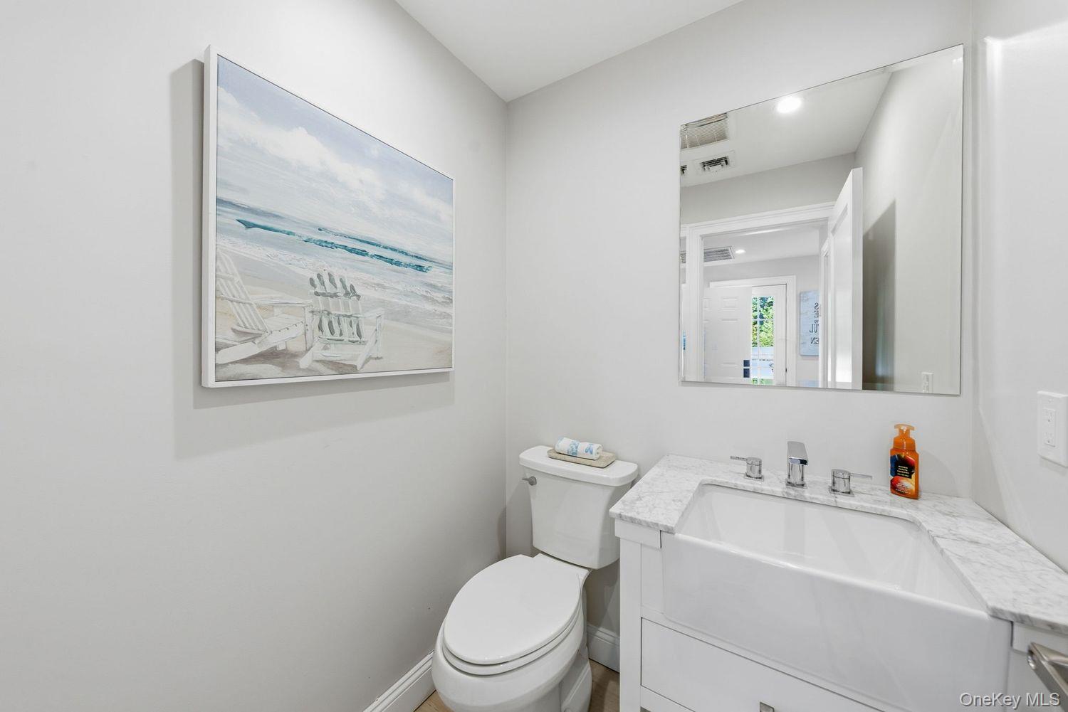 6 Castle Court Property Photo 35