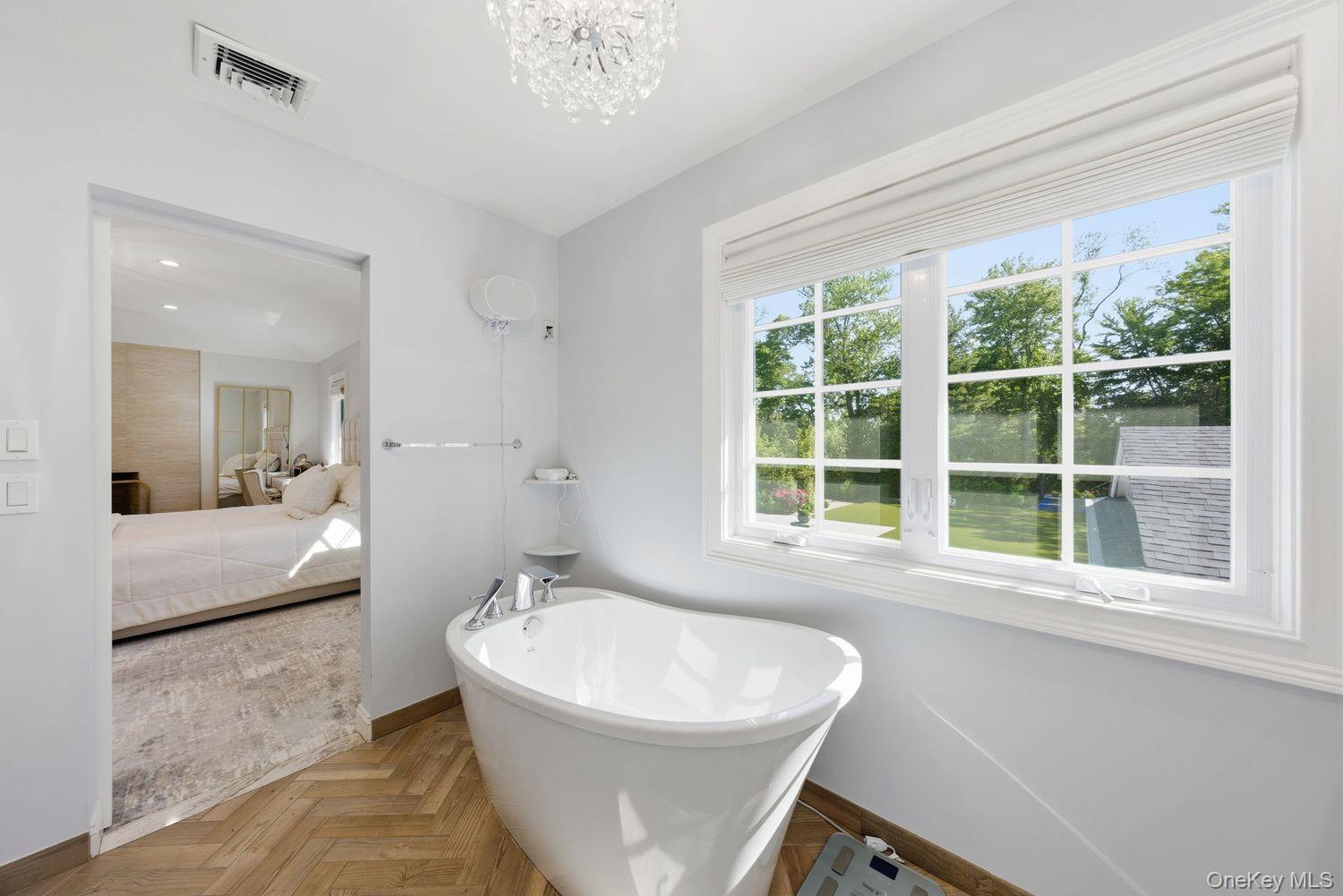 6 Castle Court Property Photo 39