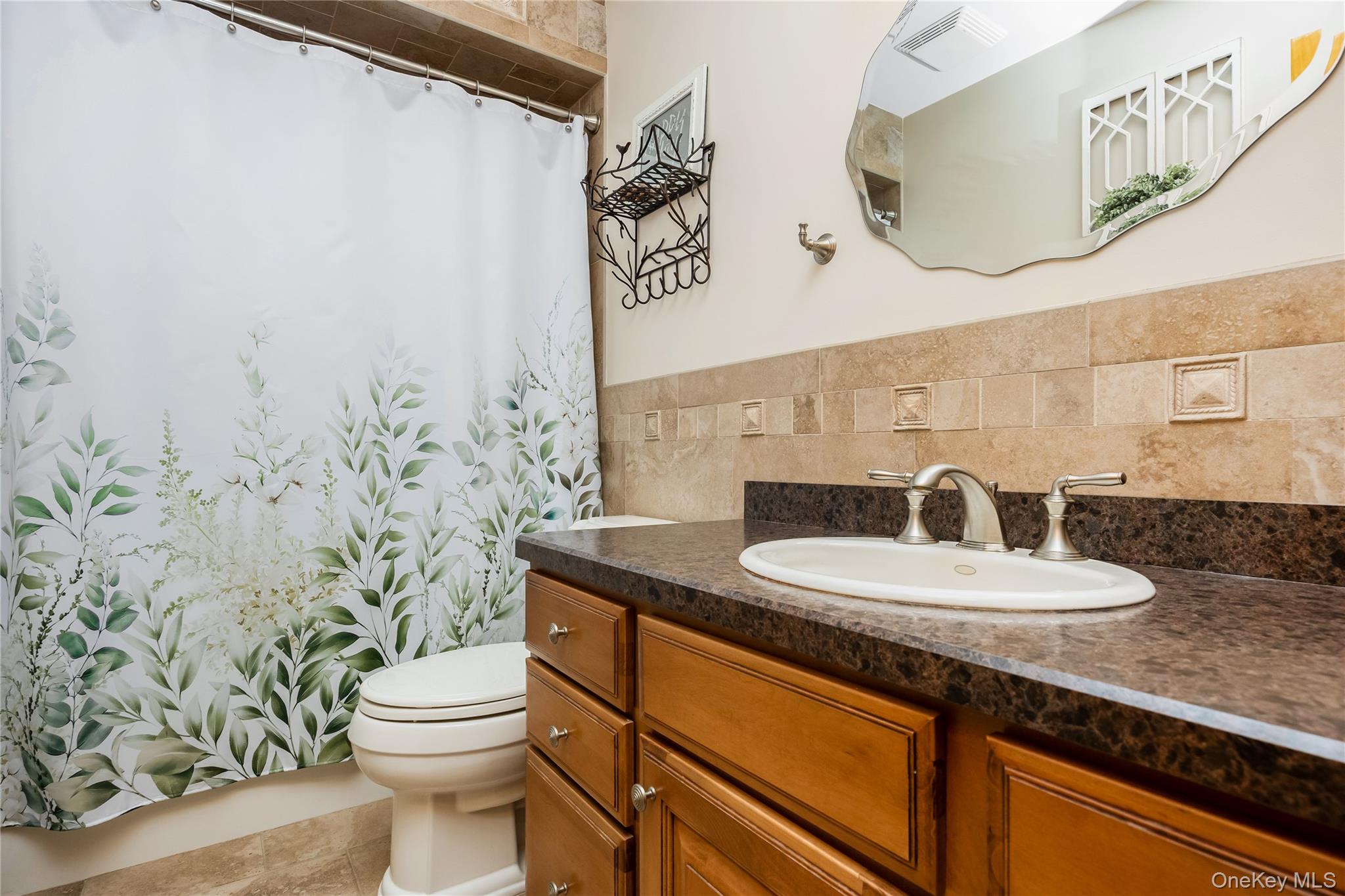 60 Jaycox Avenue Property Photo 16