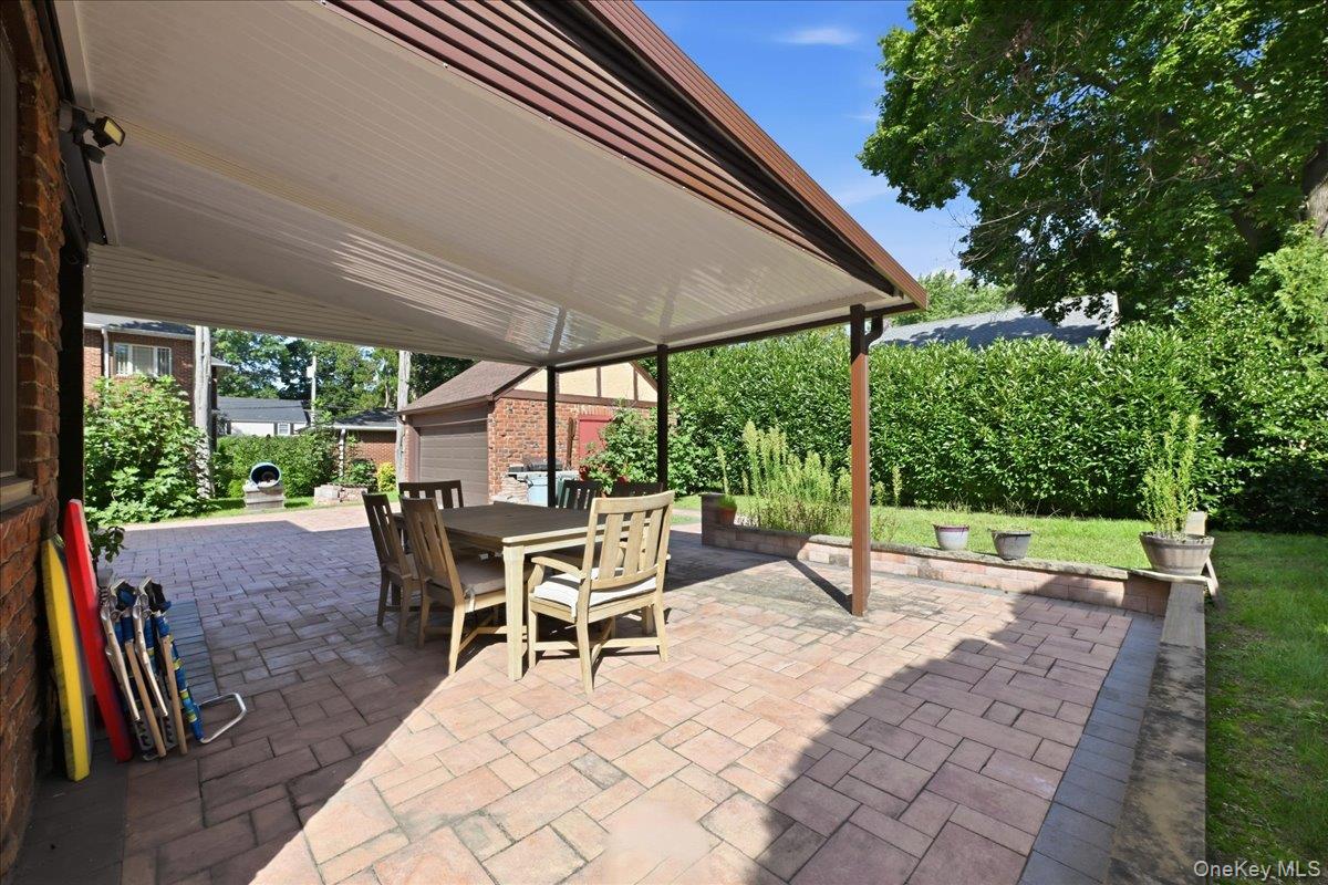 201 Glenmore Street Property Photo 19