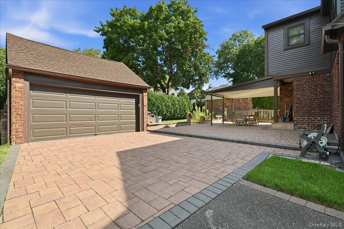 201 Glenmore Street Property Photo 26