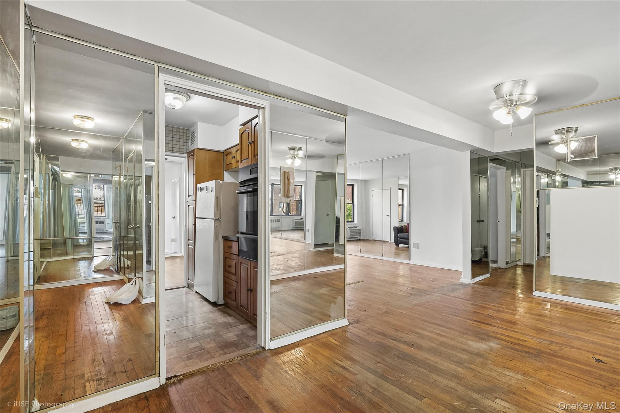 41-31 51st Street 4k Property Photo 4