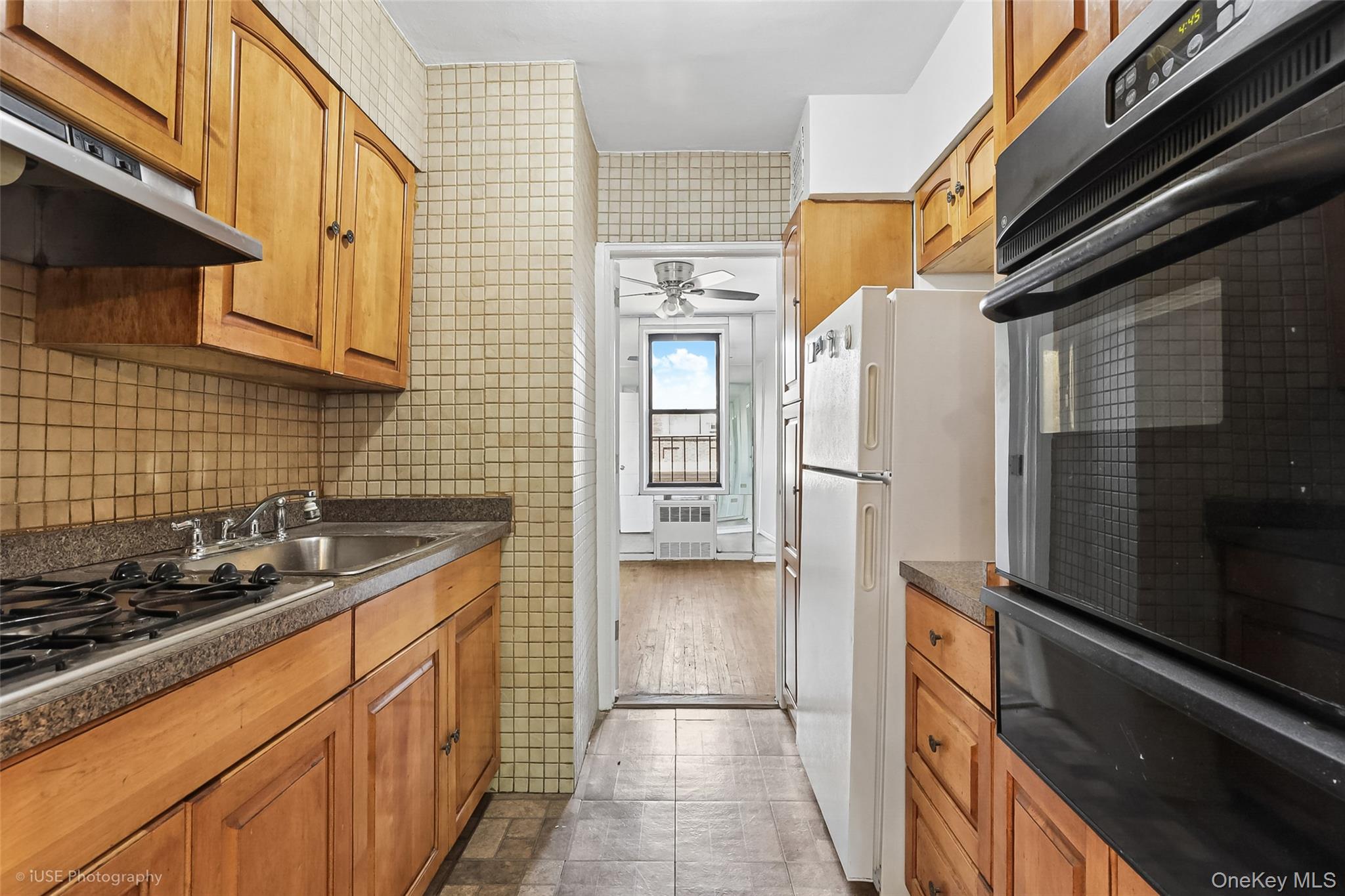 41-31 51st Street 4k Property Photo 9