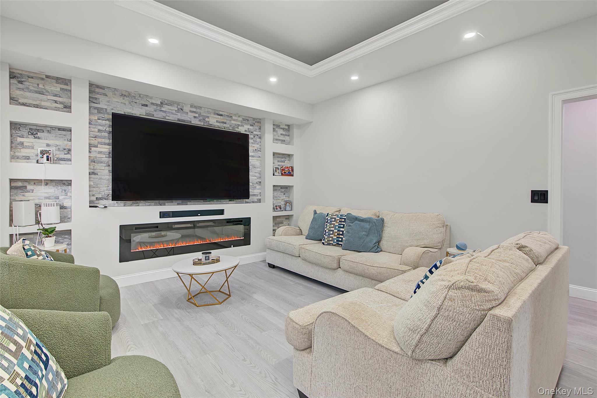 1085 Bay Shore Avenue Property Photo 17