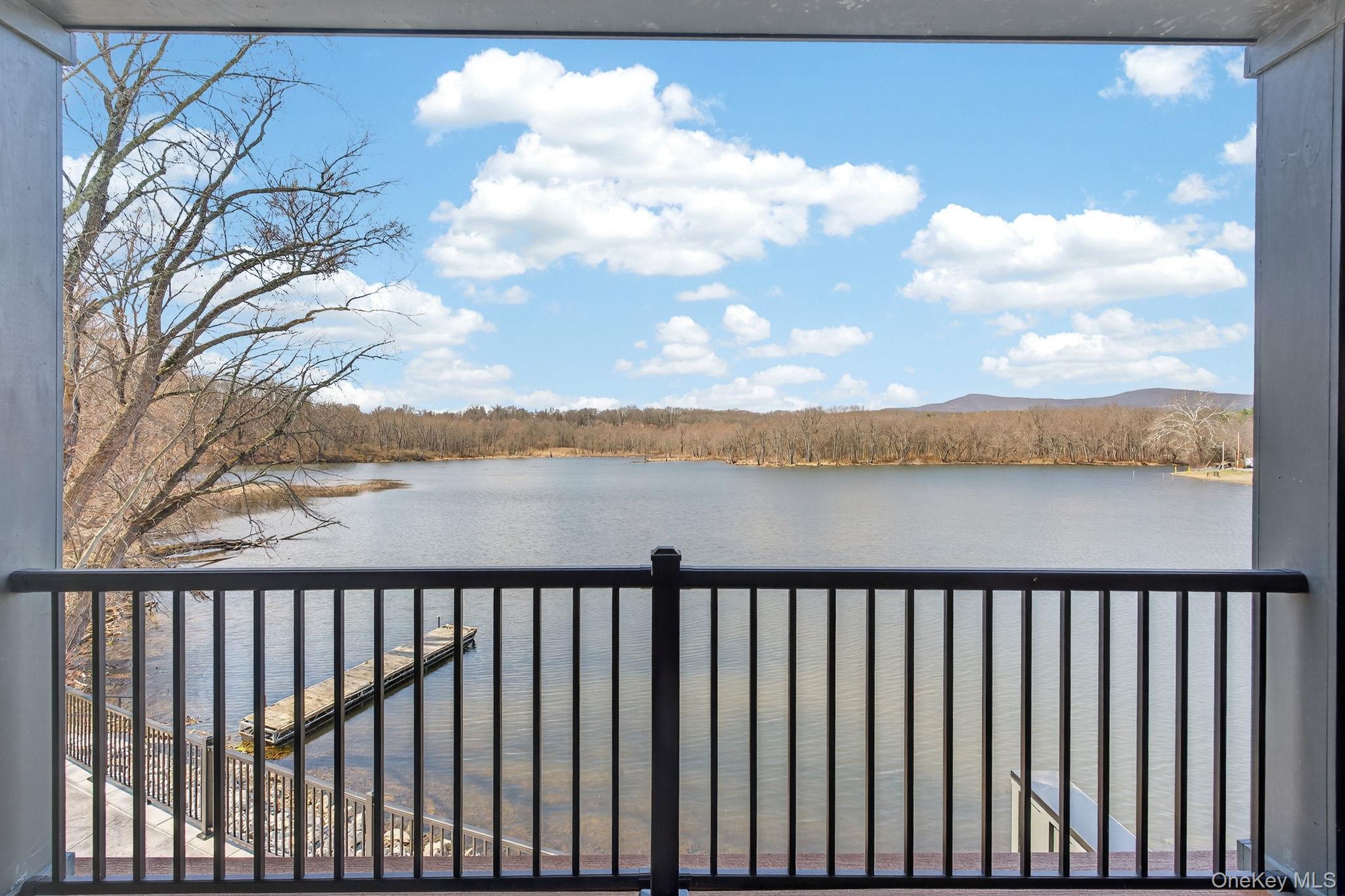 20 Icehouse Drive Property Photo 12