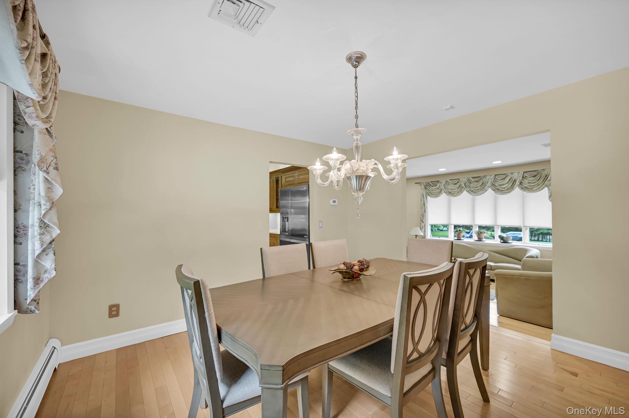 15 Ramapo Lane Property Photo 11