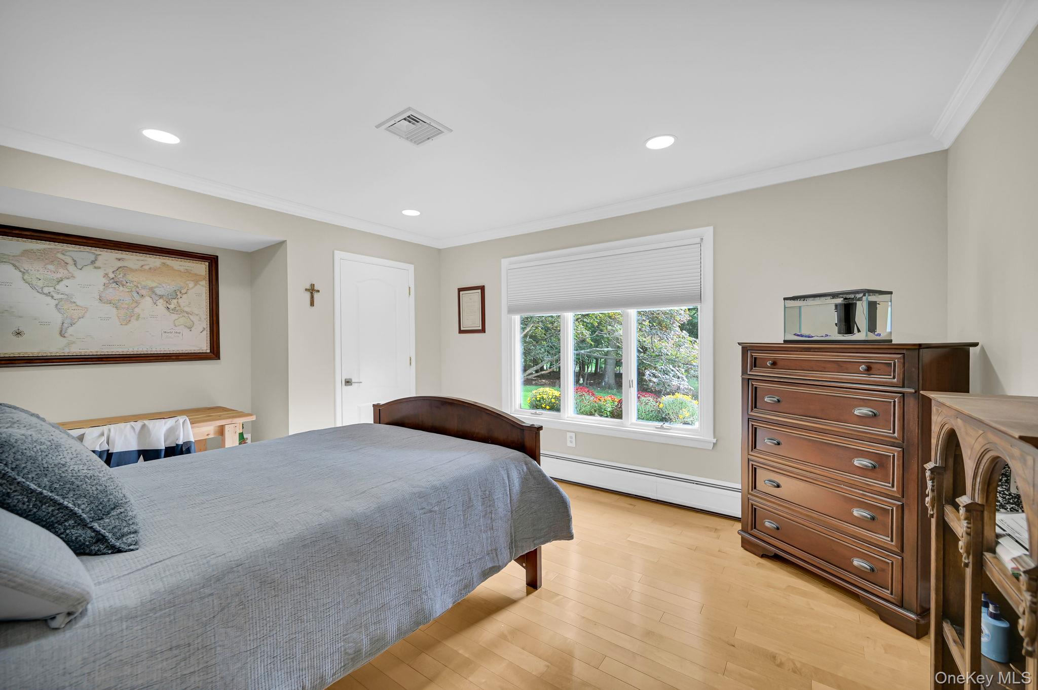 15 Ramapo Lane Property Photo 23