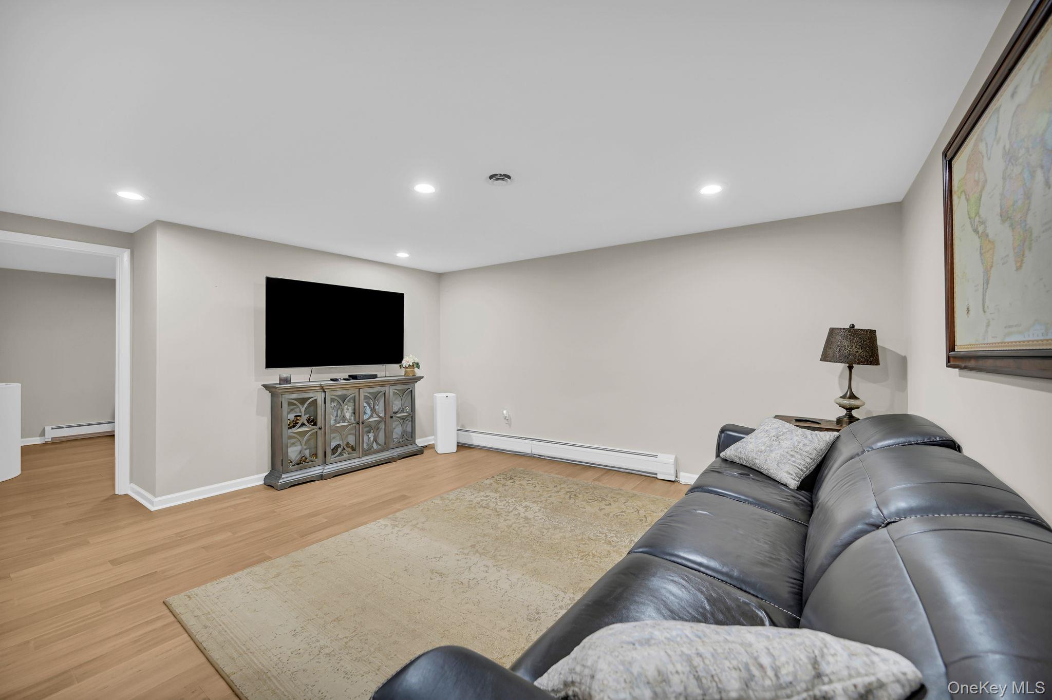 15 Ramapo Lane Property Photo 29