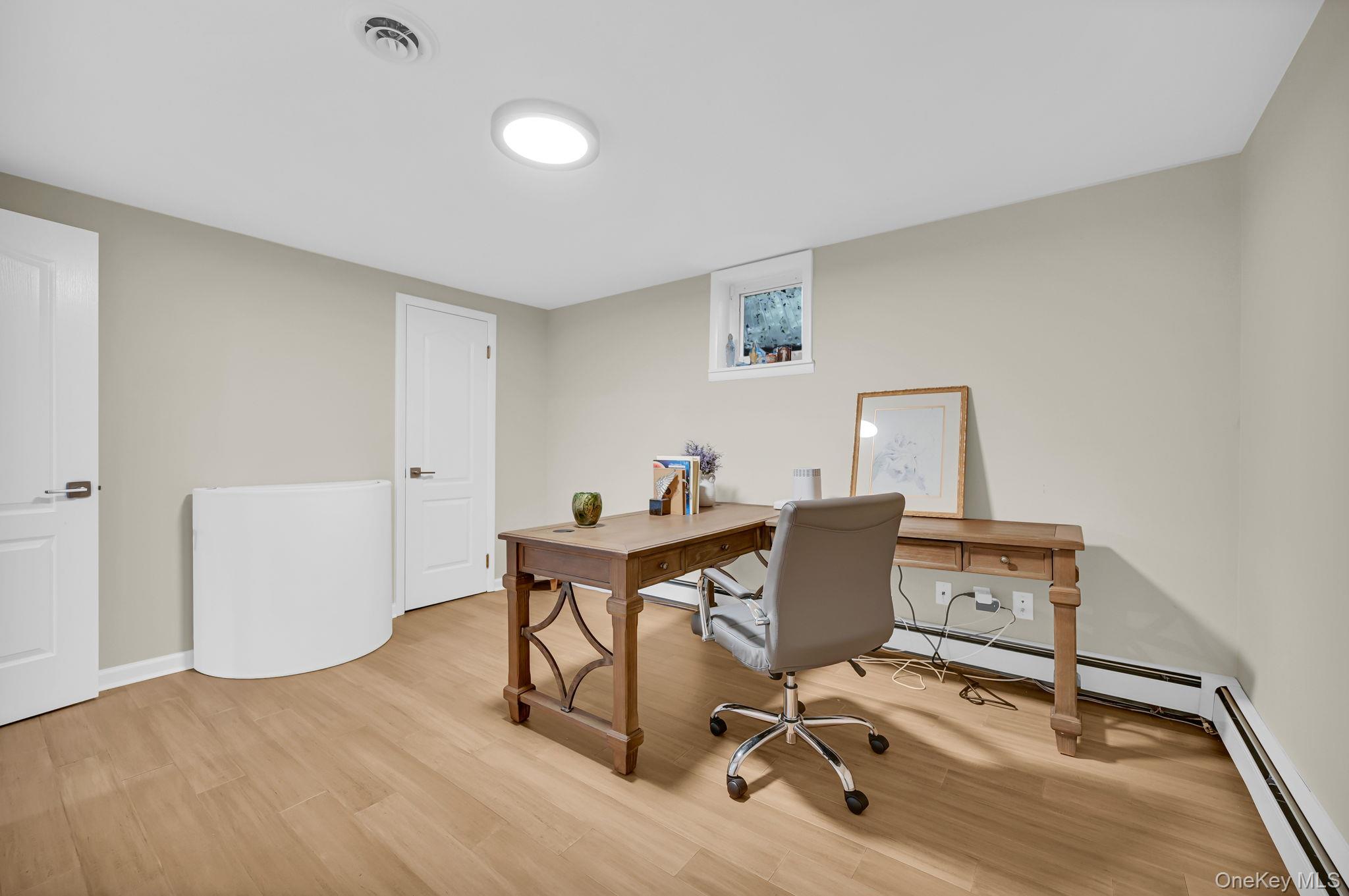15 Ramapo Lane Property Photo 35