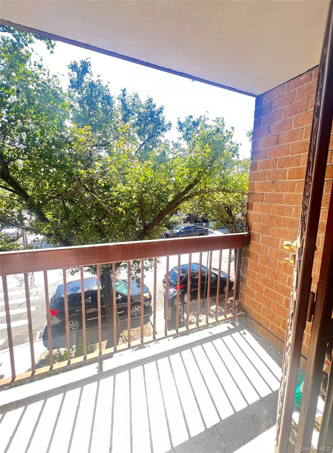 56-16 Seabury Street 2a Property Photo 8