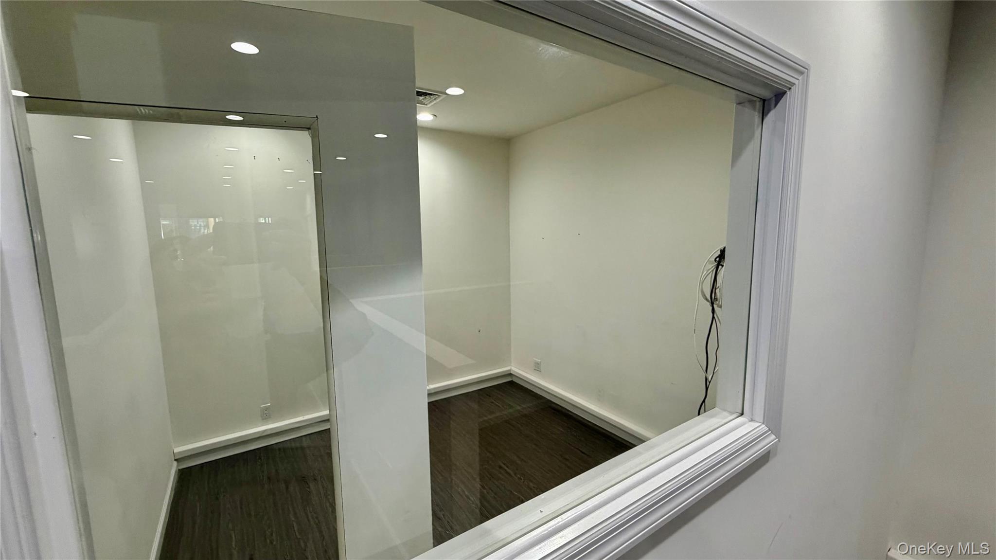 11221 Jamaica Ave Property Photo 17
