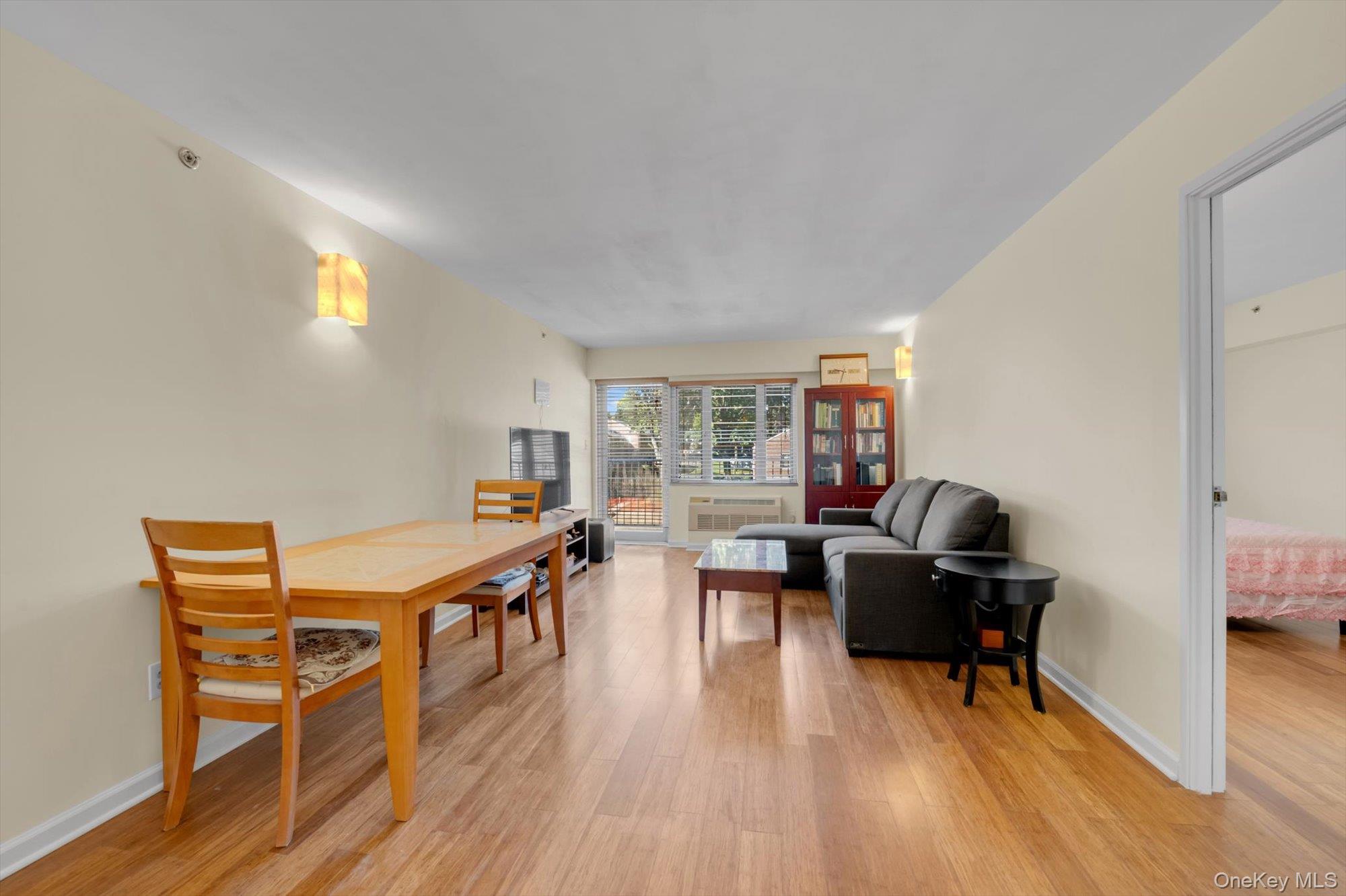 6434 Grand Central Parkway 3g Property Photo 5