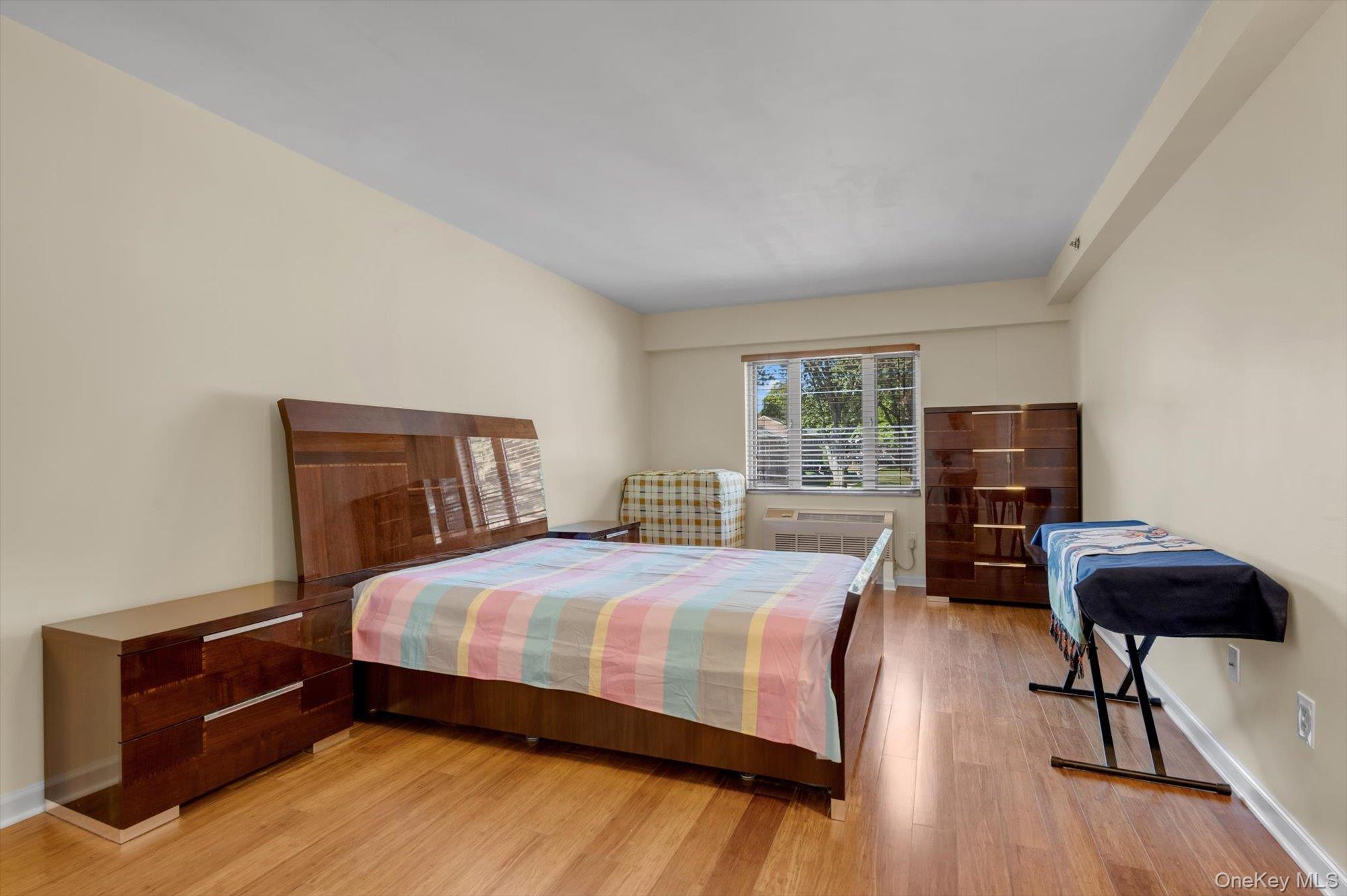 6434 Grand Central Parkway 3g Property Photo 11