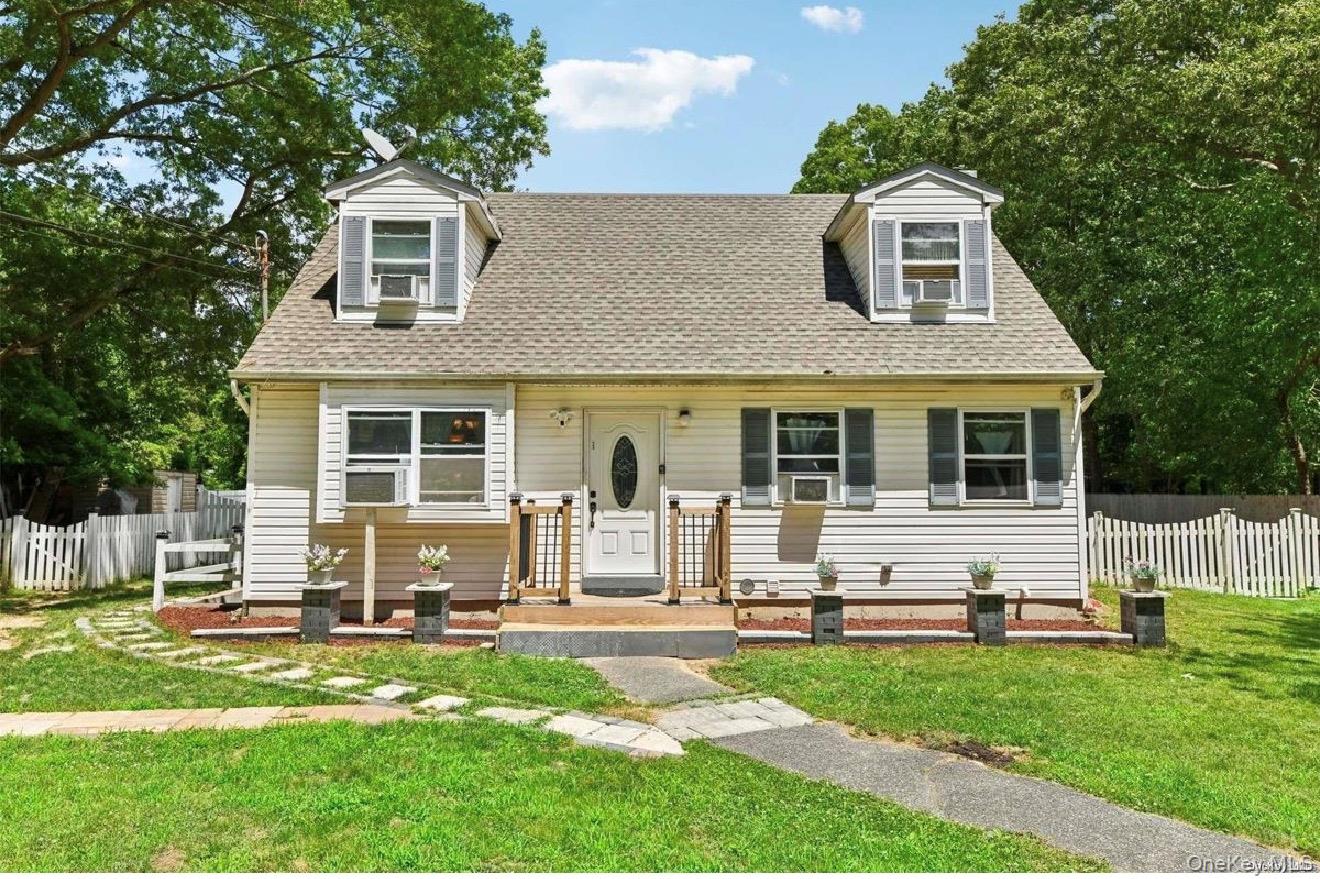 466 Auborn Avenue Property Photo 1