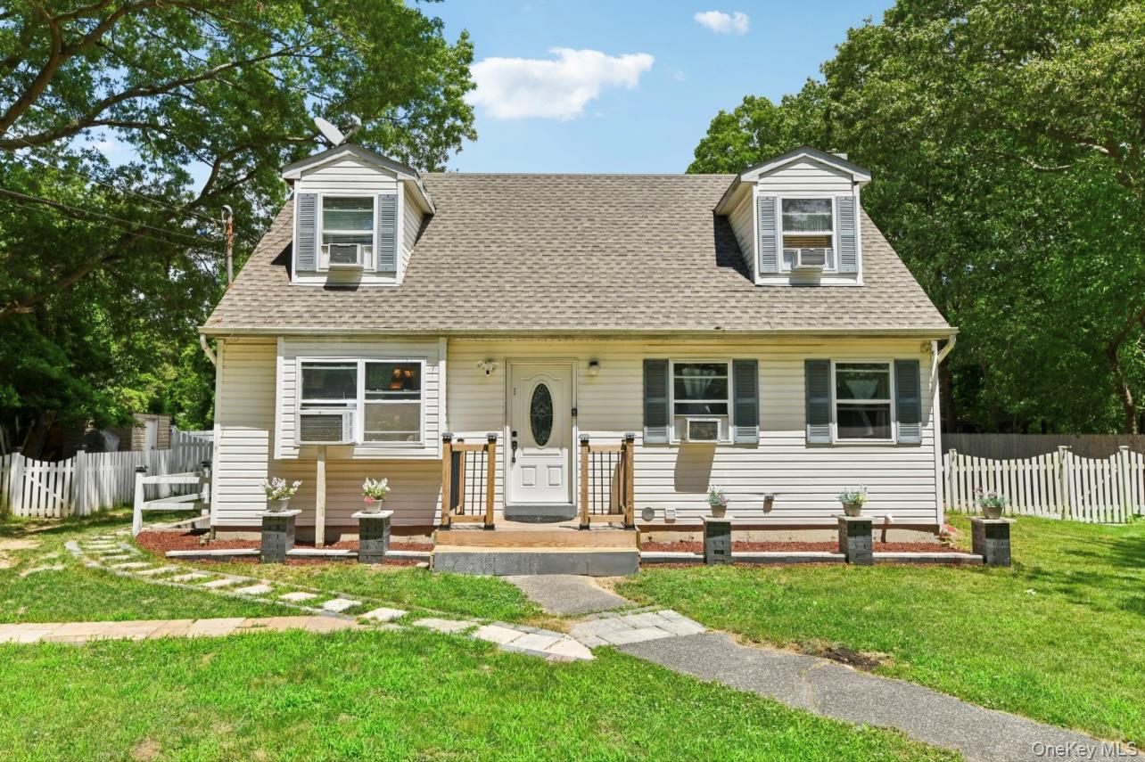 466 Auborn Avenue Property Photo 1