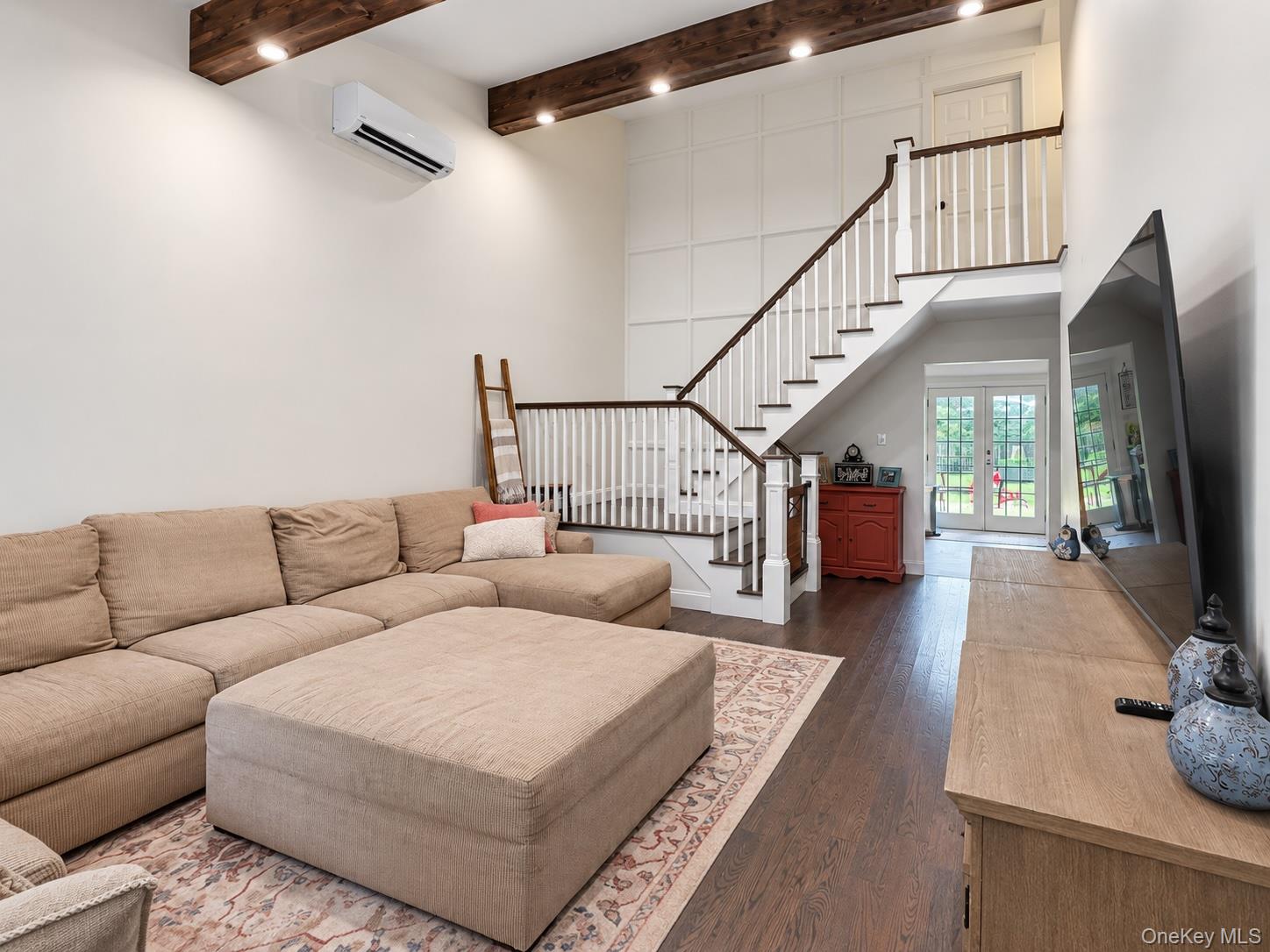 9 Sugarbush Lane Property Photo 3