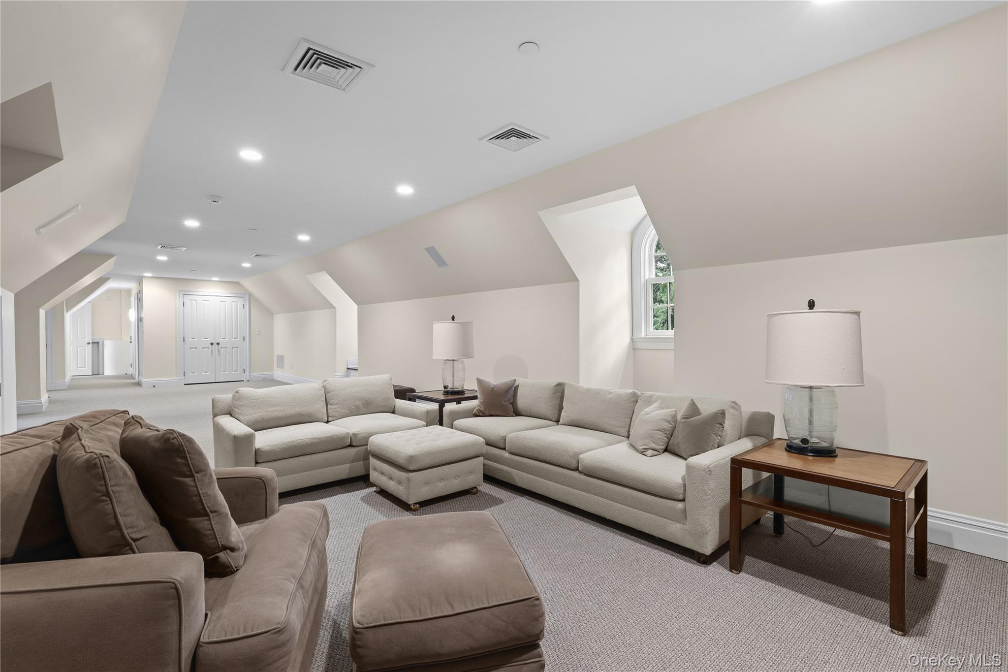 26 Archer Road Property Photo 38