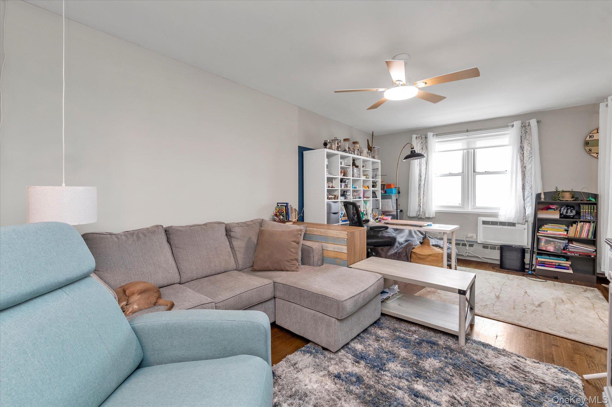 370 W Broadway 5k Property Photo 5