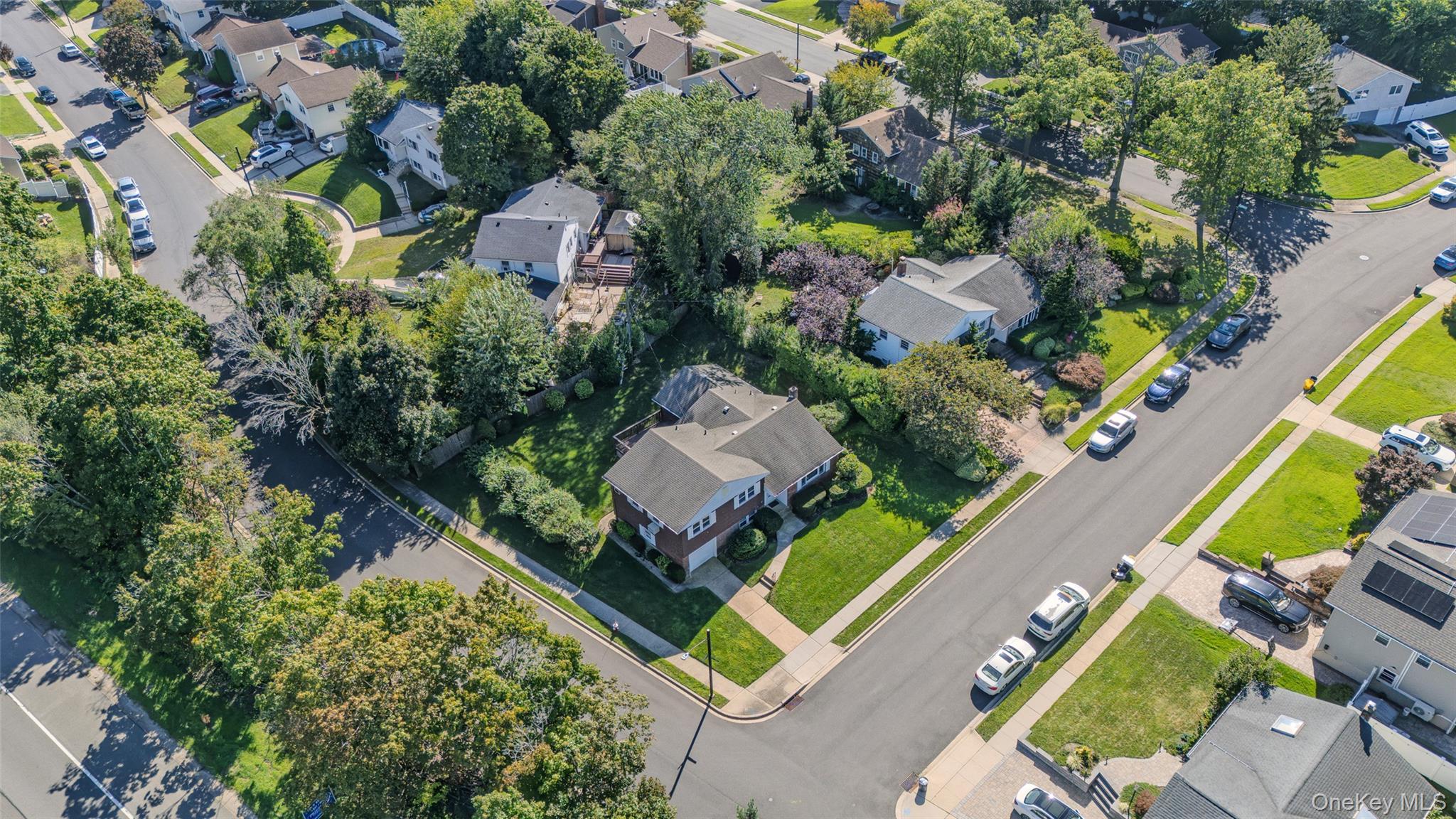7 Barby Lane Property Photo 43