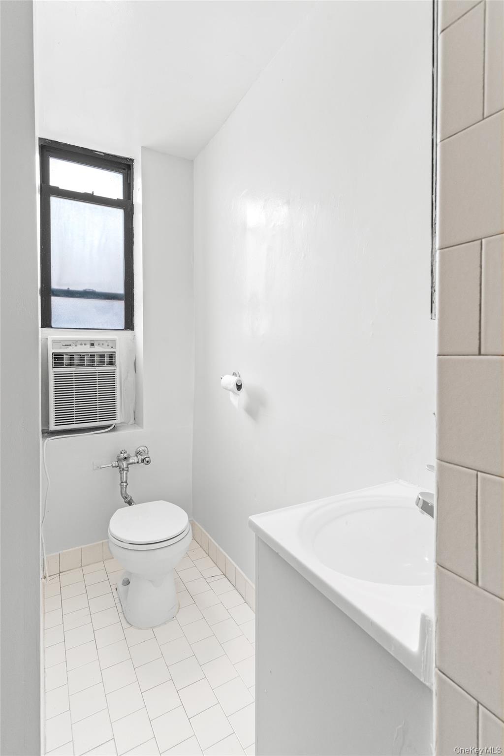 300 8th Avenue 4n Property Photo 9