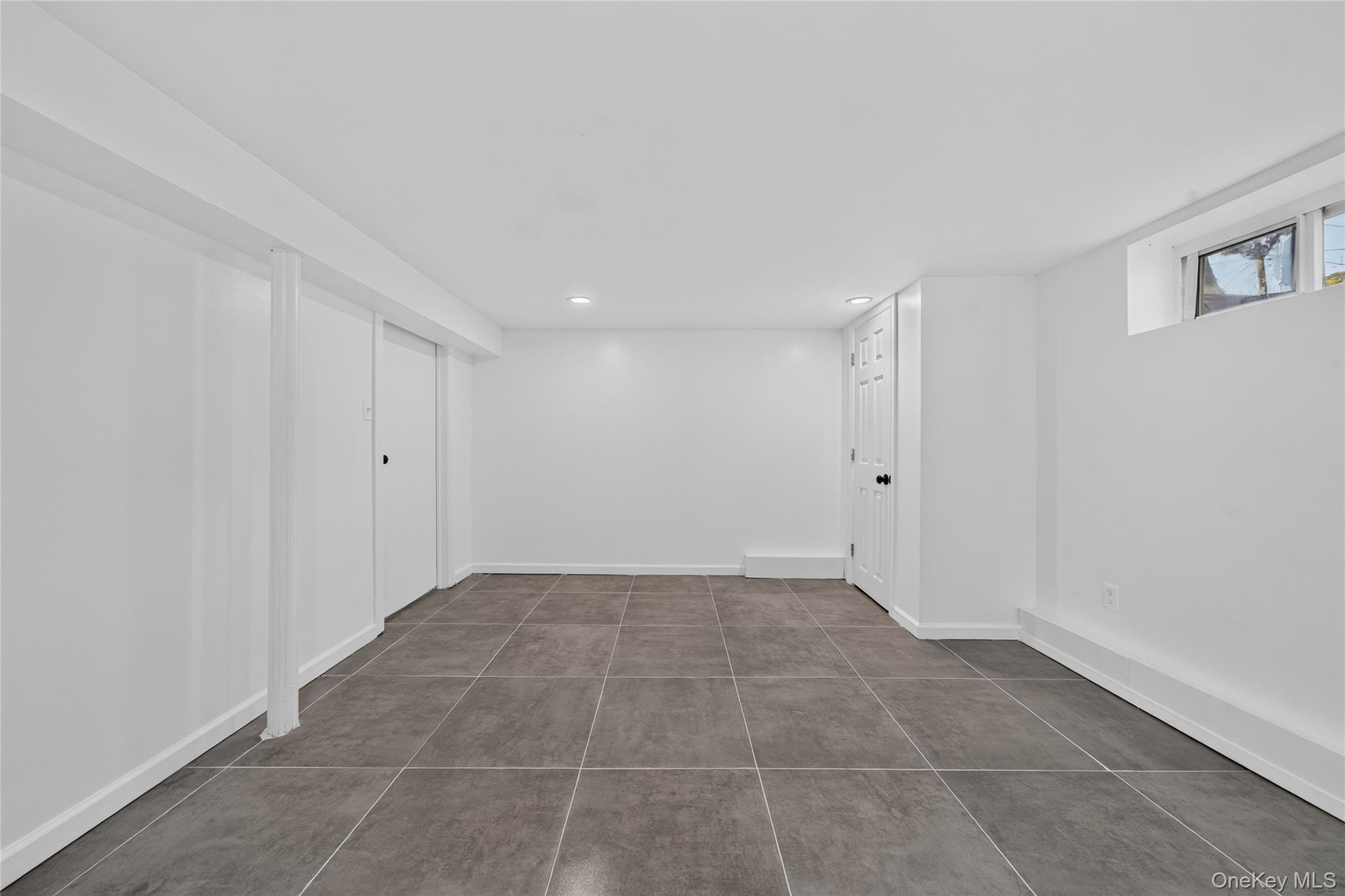 28 Roslyn Avenue Property Photo 20