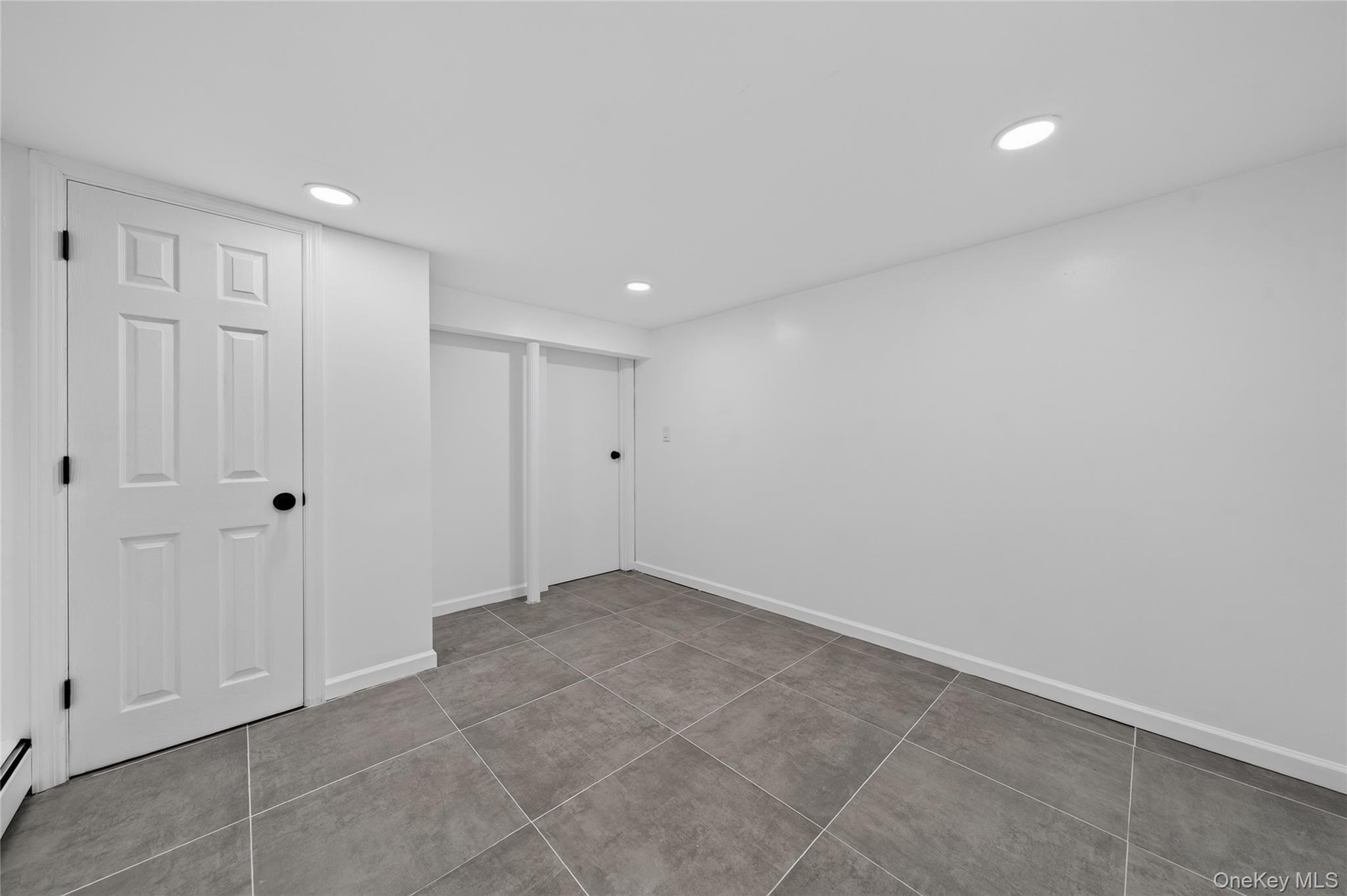 28 Roslyn Avenue Property Photo 24