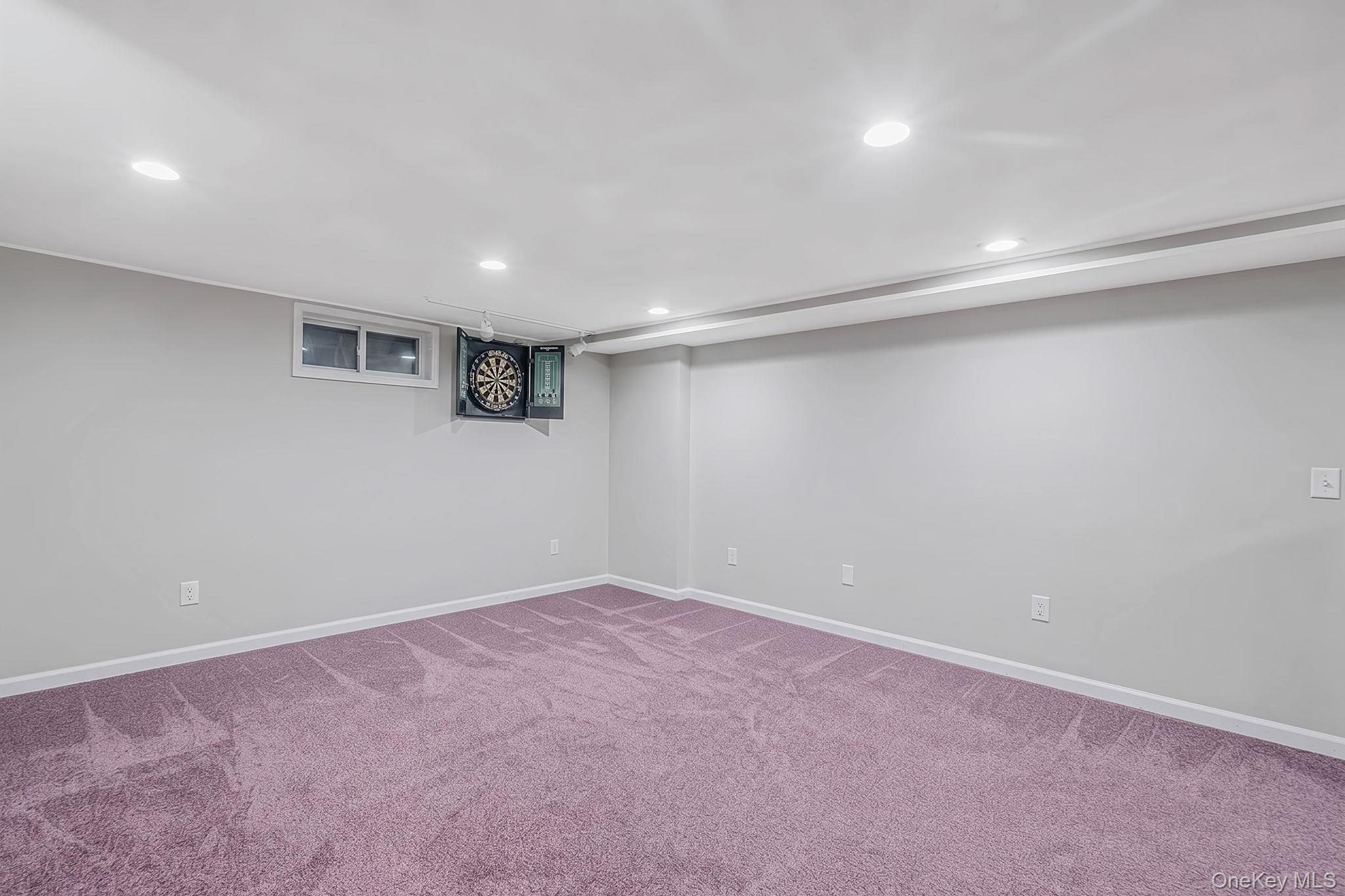 16 Salem Road Property Photo 32