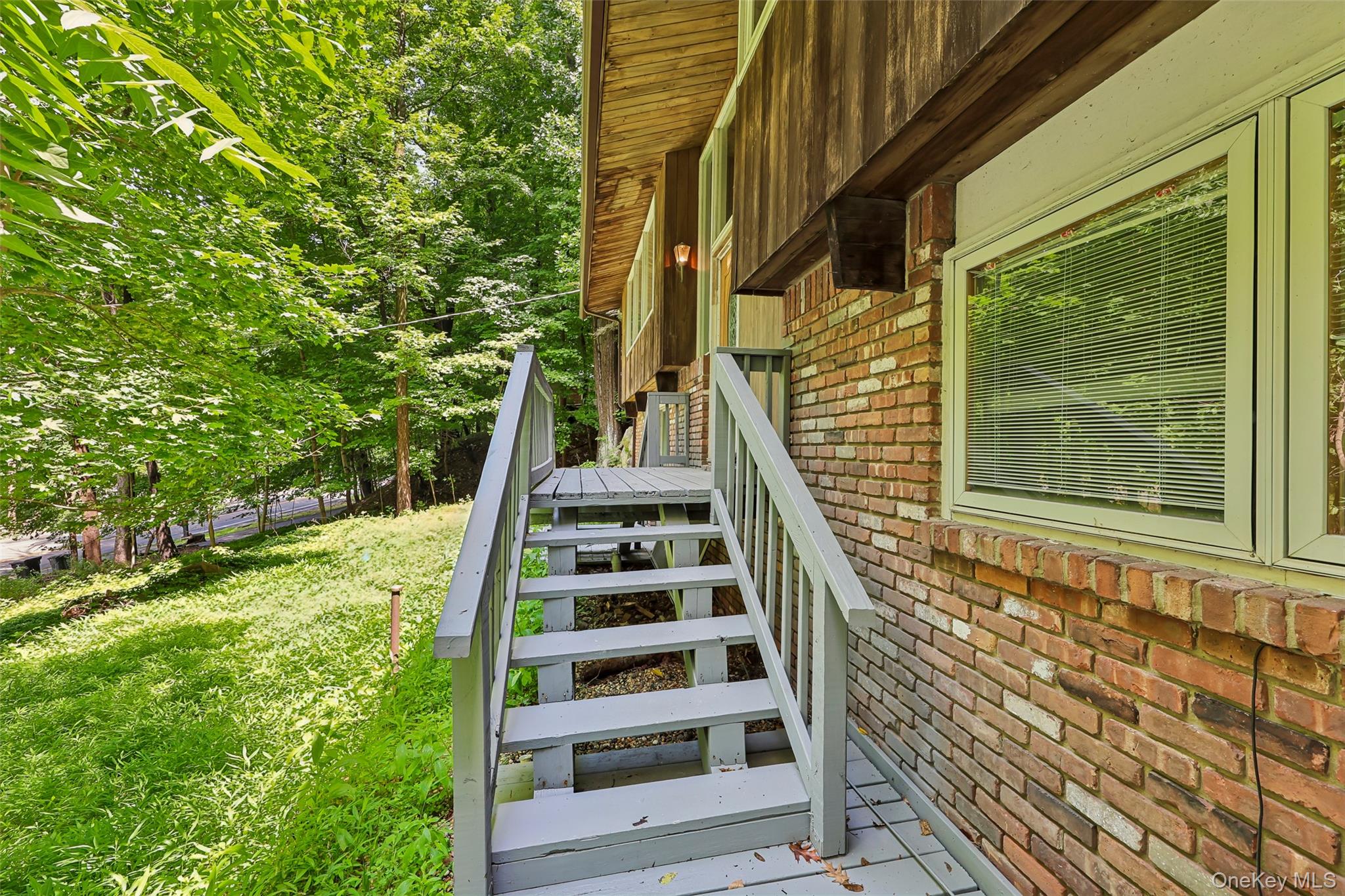 951 Haverstraw Road Property Photo 7