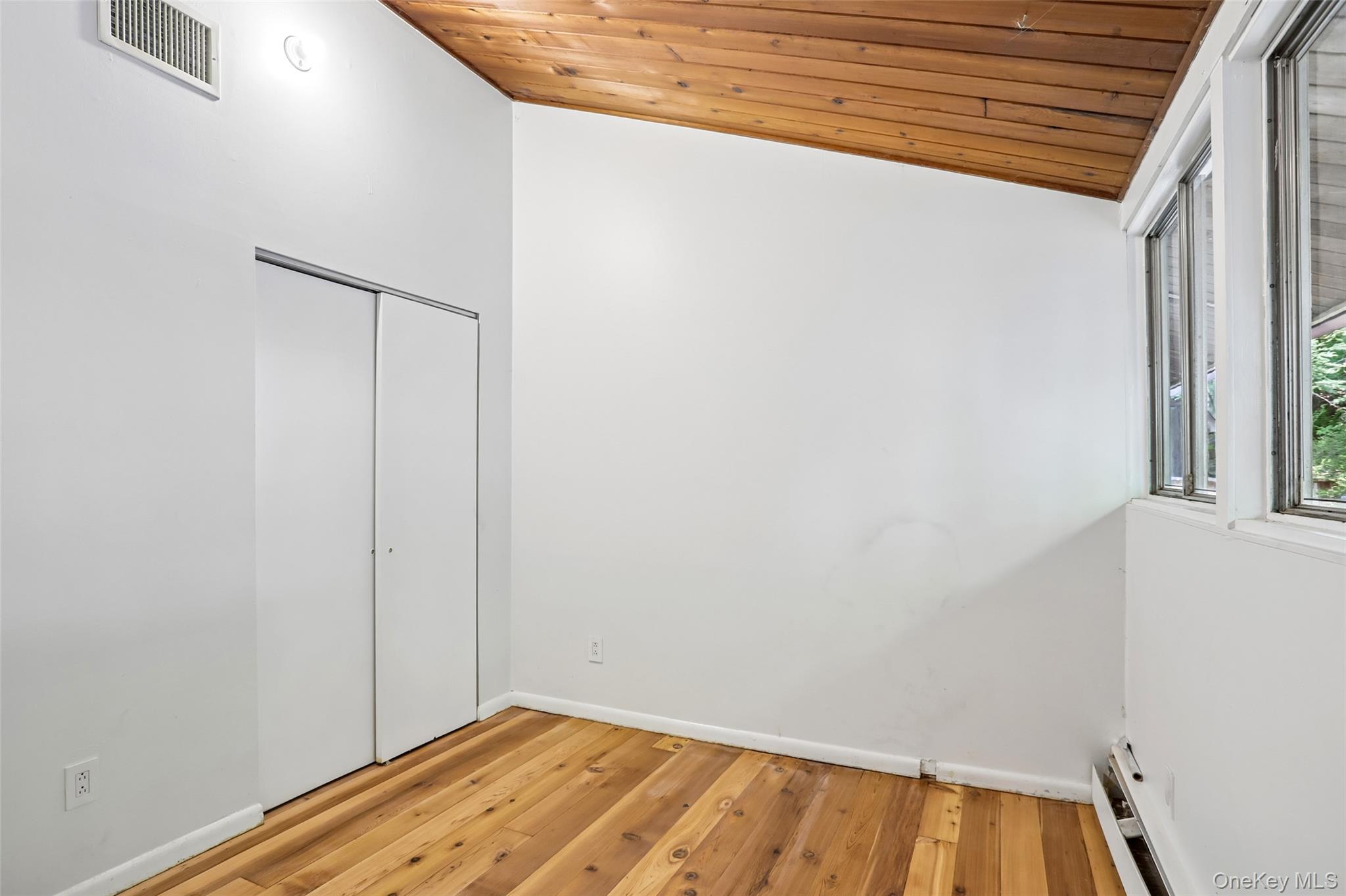 951 Haverstraw Road Property Photo 16