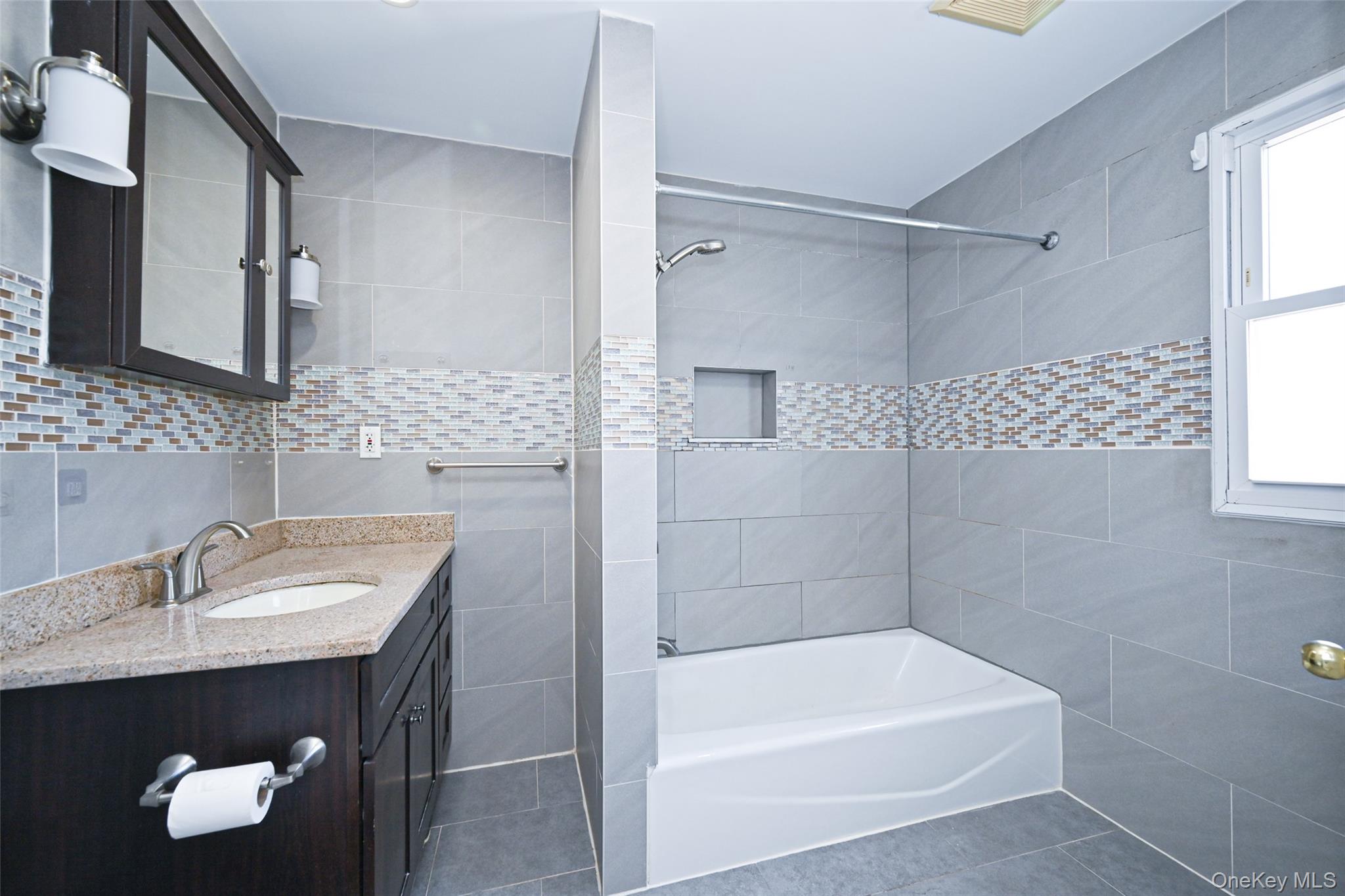 82-17 166th Street Property Photo 15