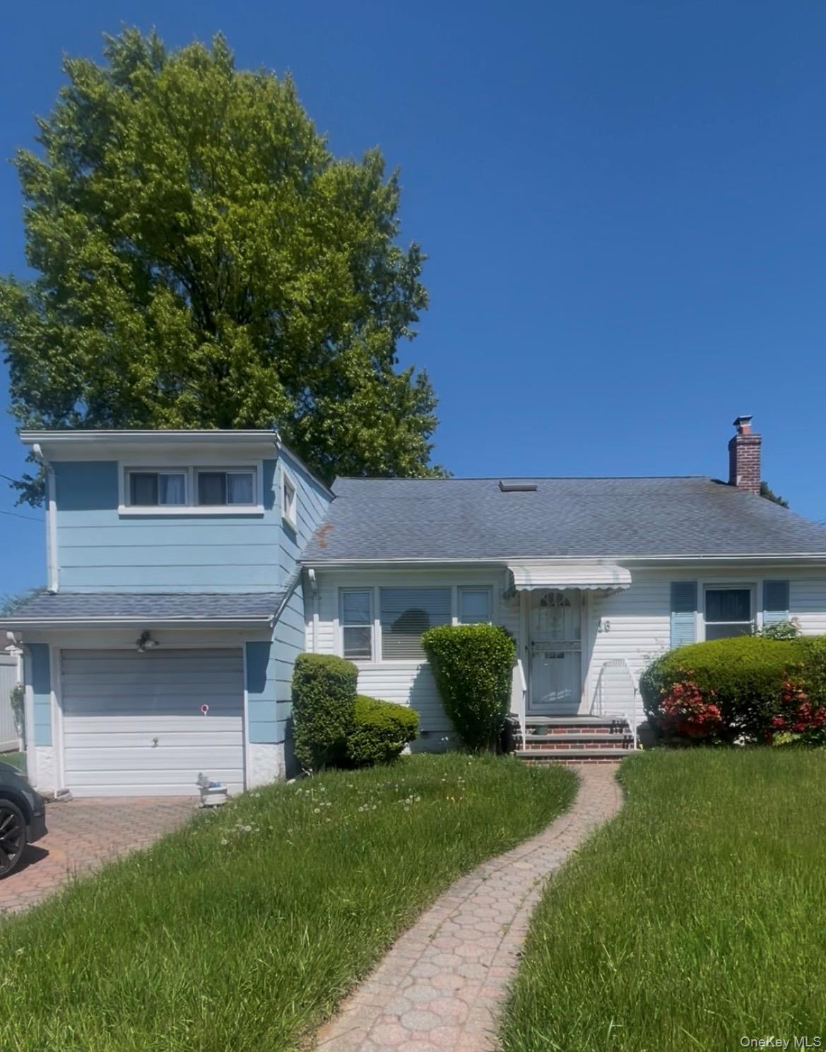 16 Barrington Street Property Photo 1