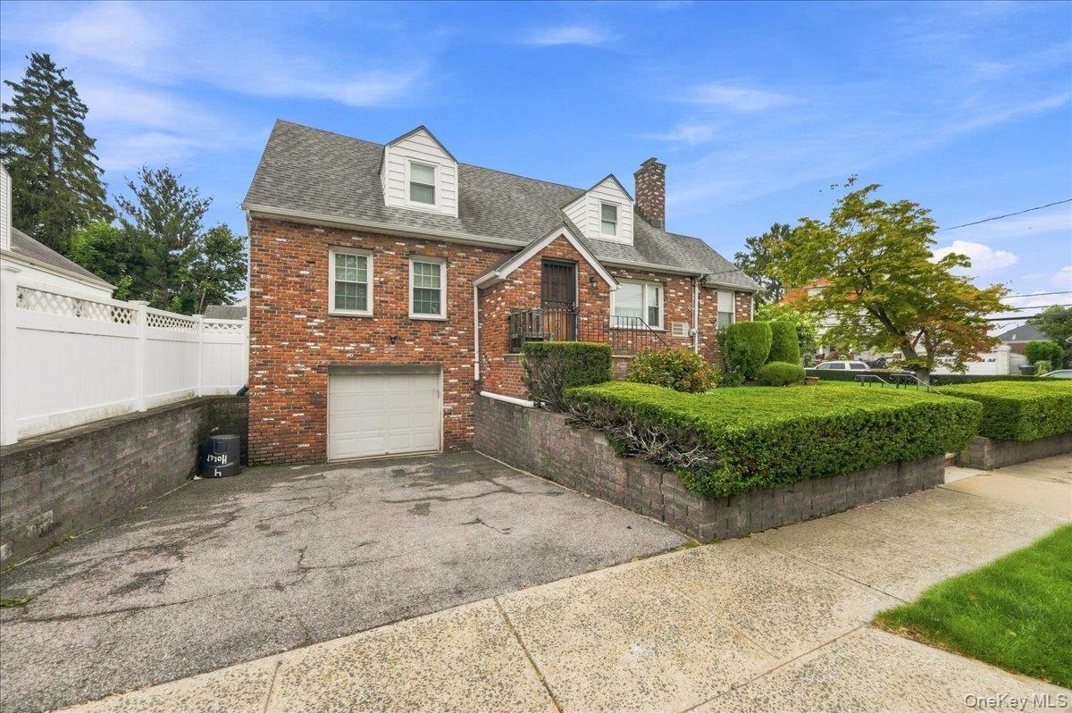 4 Holly Street Property Photo 3