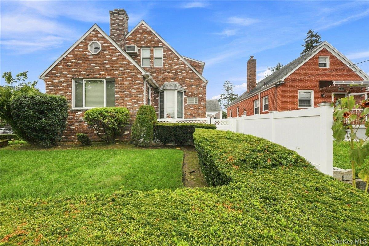 4 Holly Street Property Photo 6