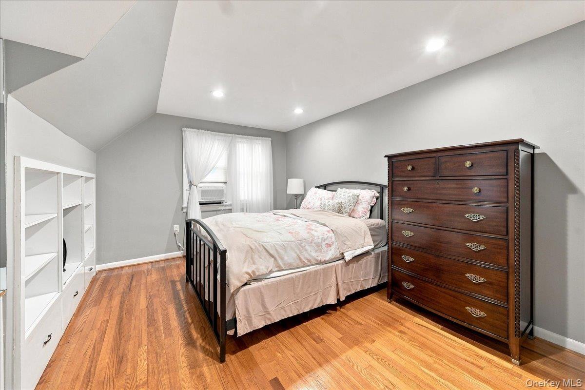 4 Holly Street Property Photo 20
