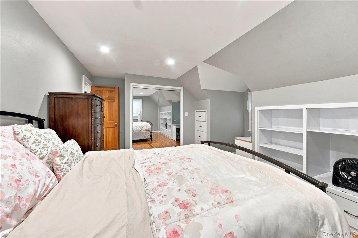 4 Holly Street Property Photo 21