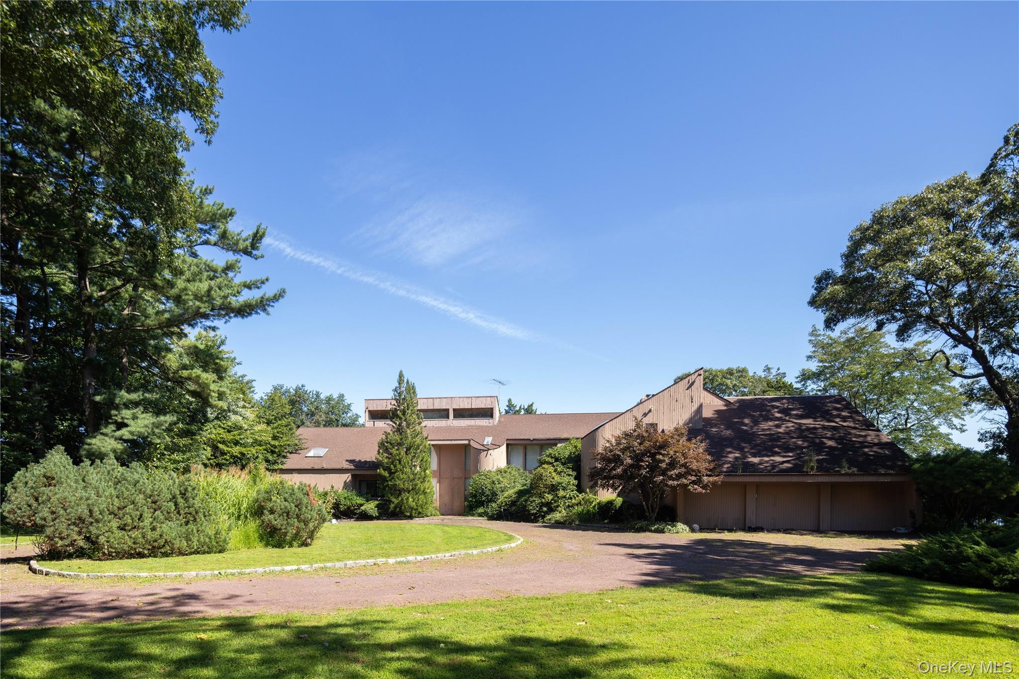7 Lighthouse Point Property Photo 4